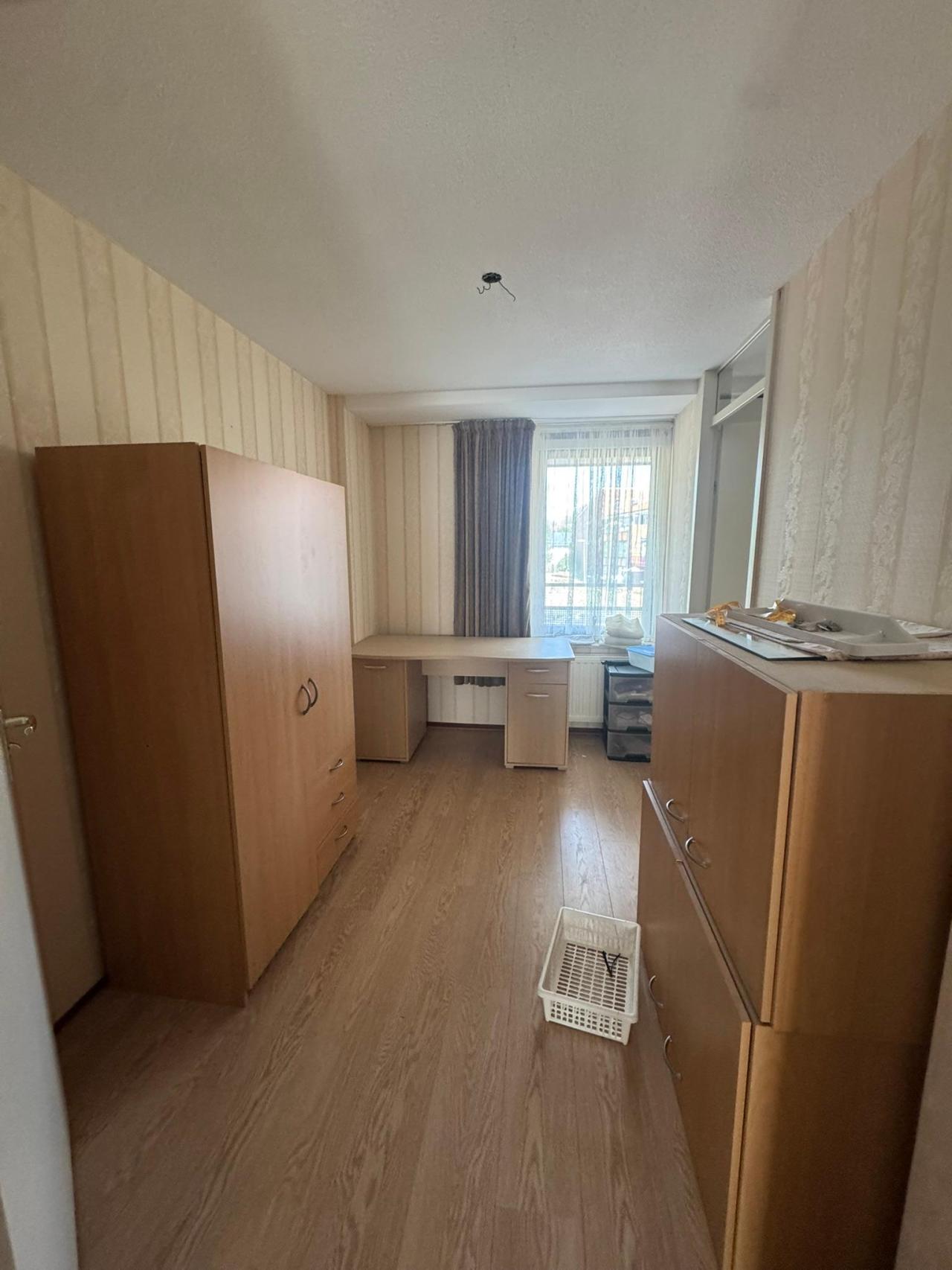 housePhoto