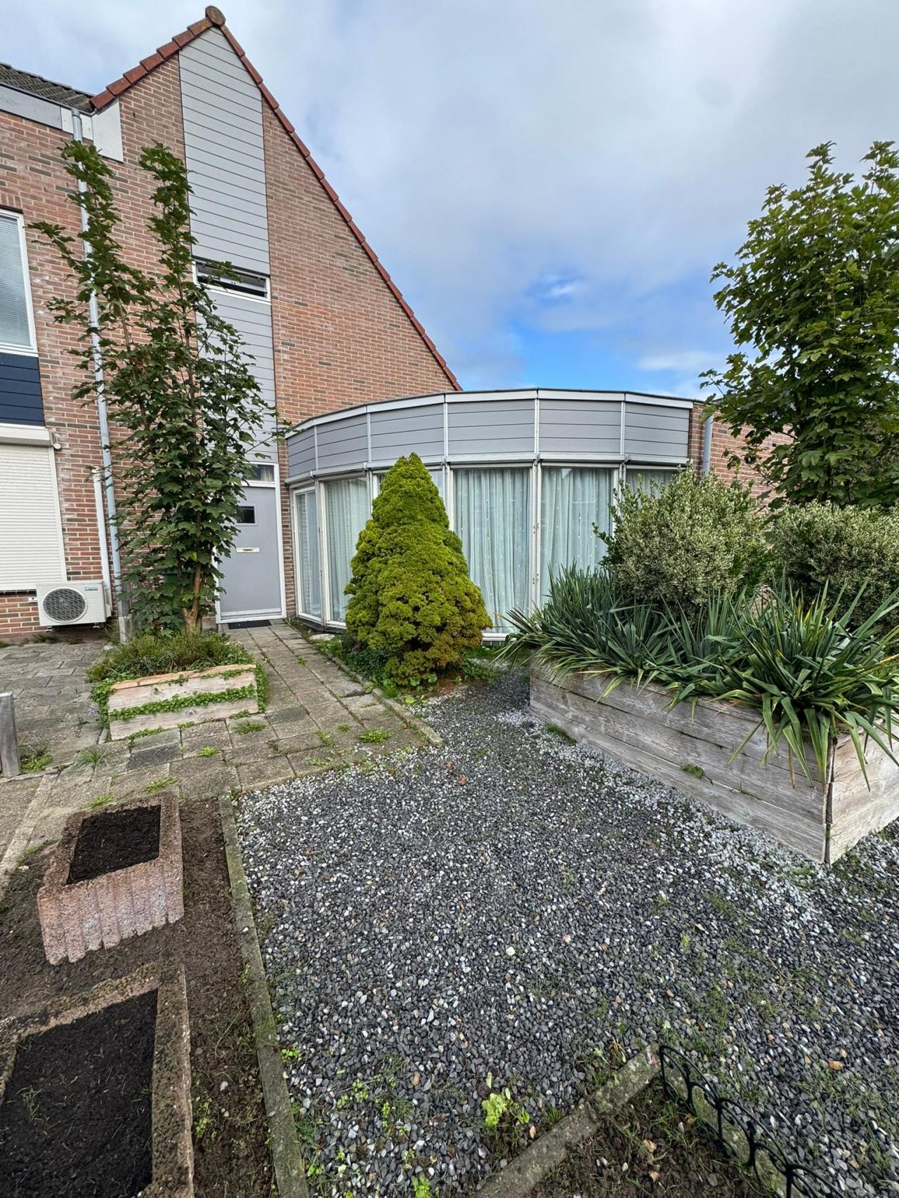 housePhoto