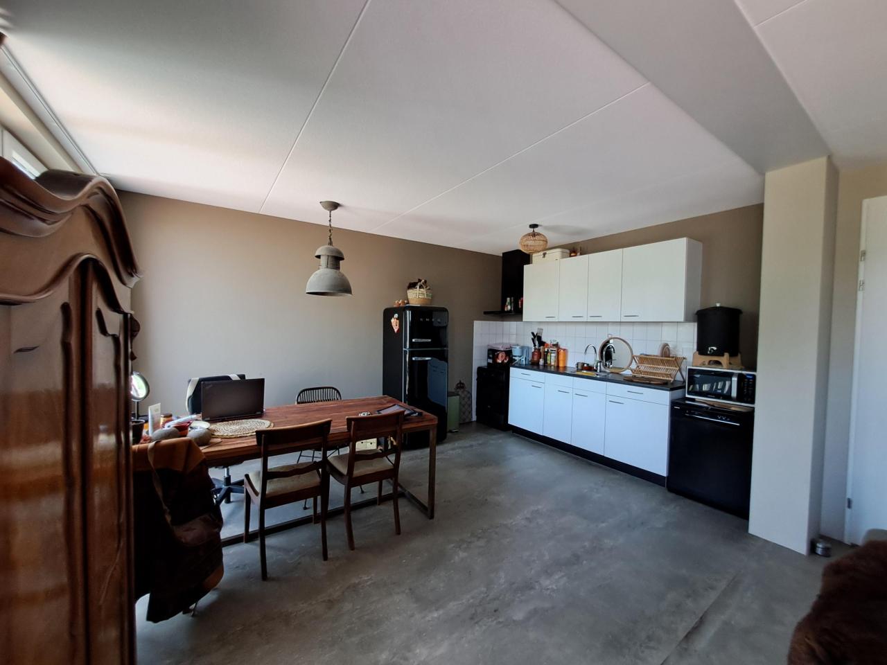 housePhoto