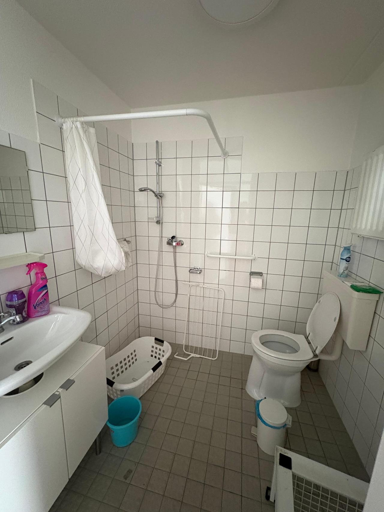housePhoto
