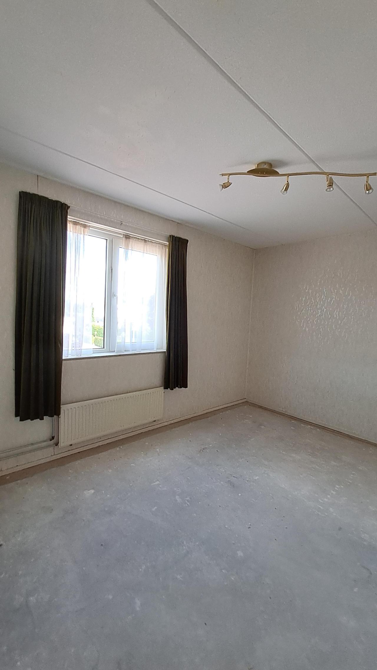 housePhoto
