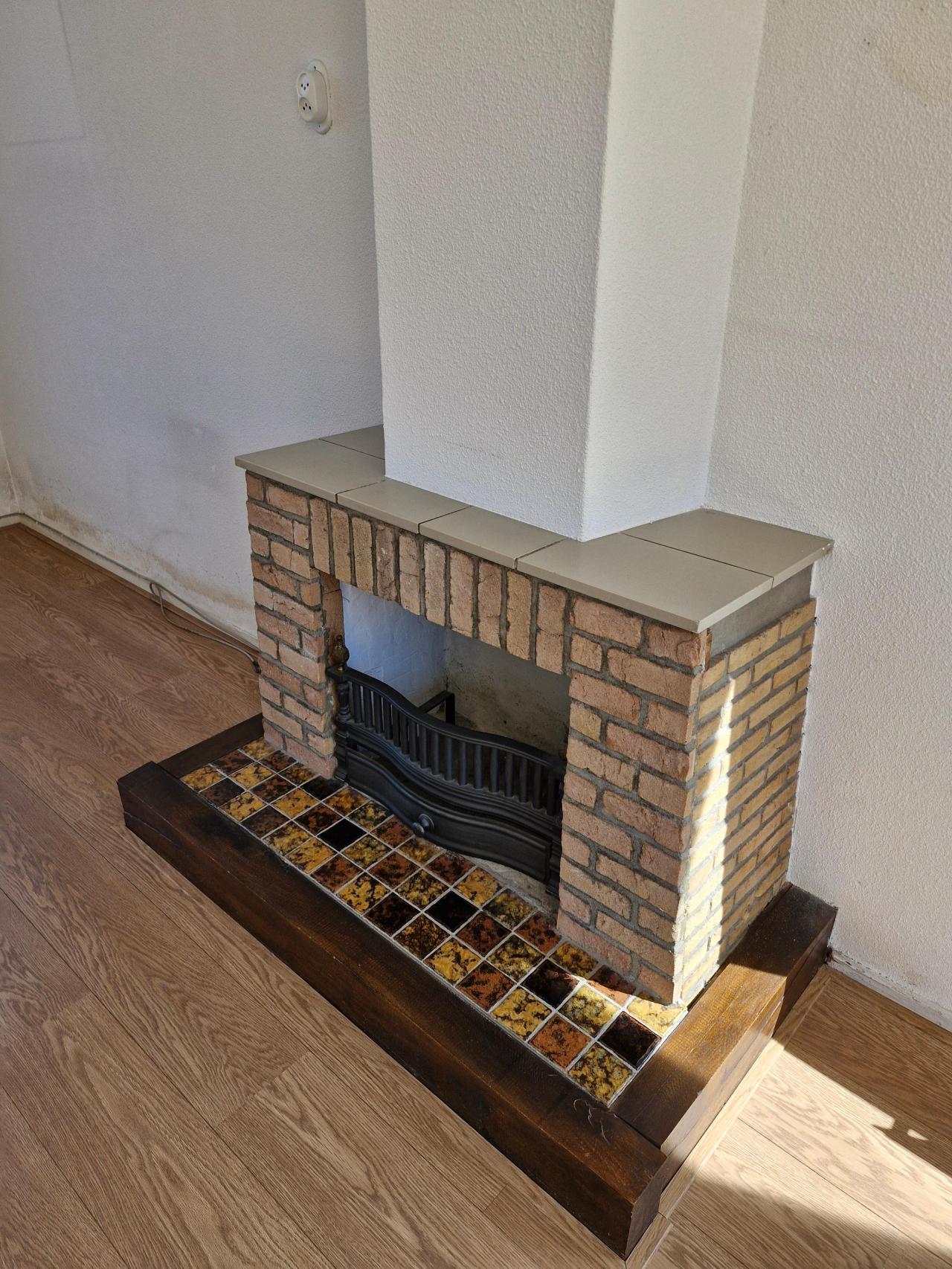 housePhoto