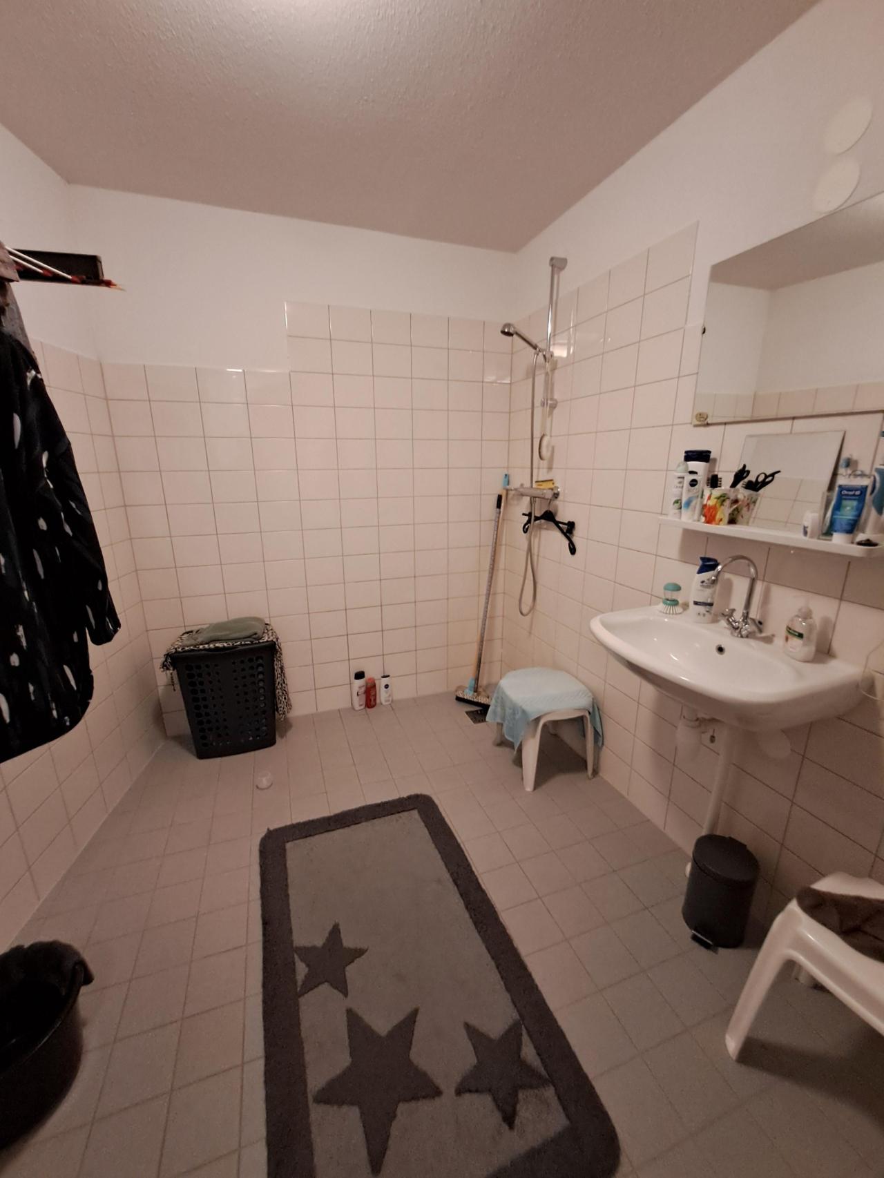 housePhoto