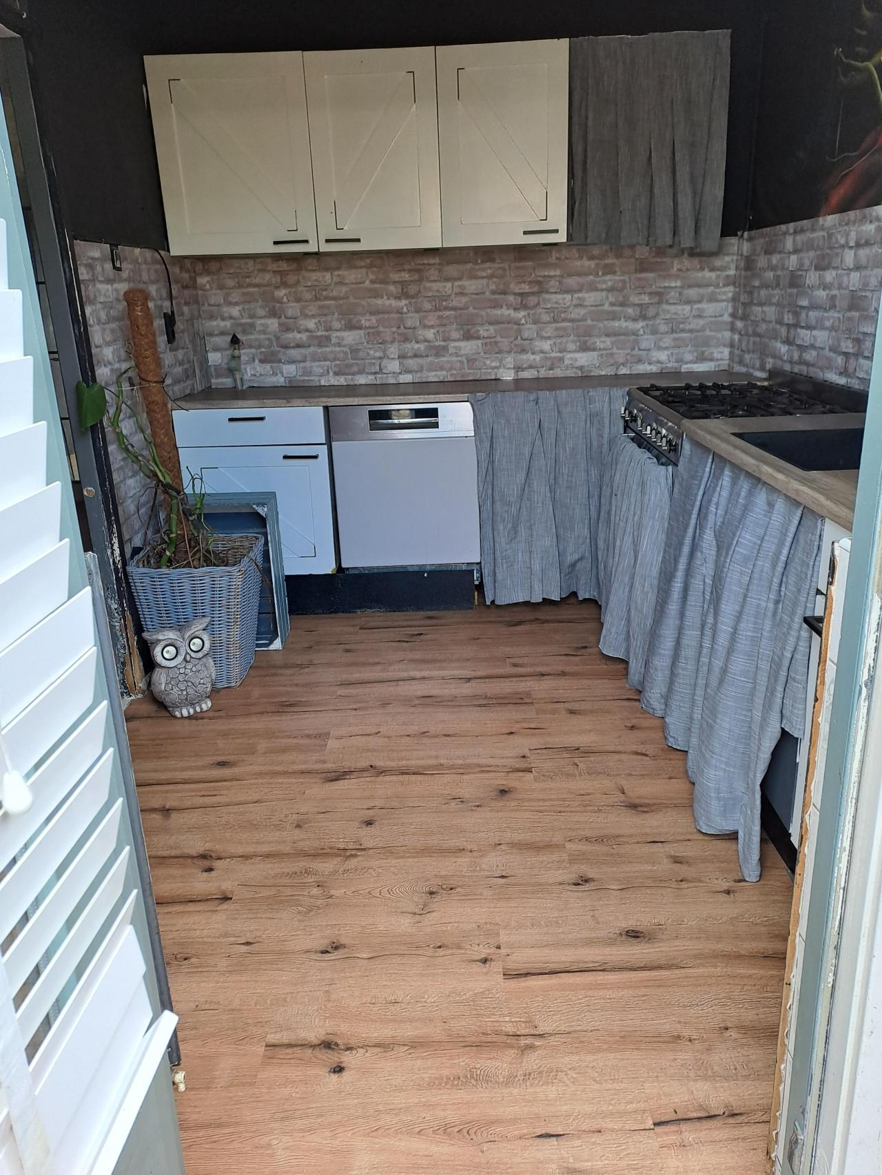 housePhoto