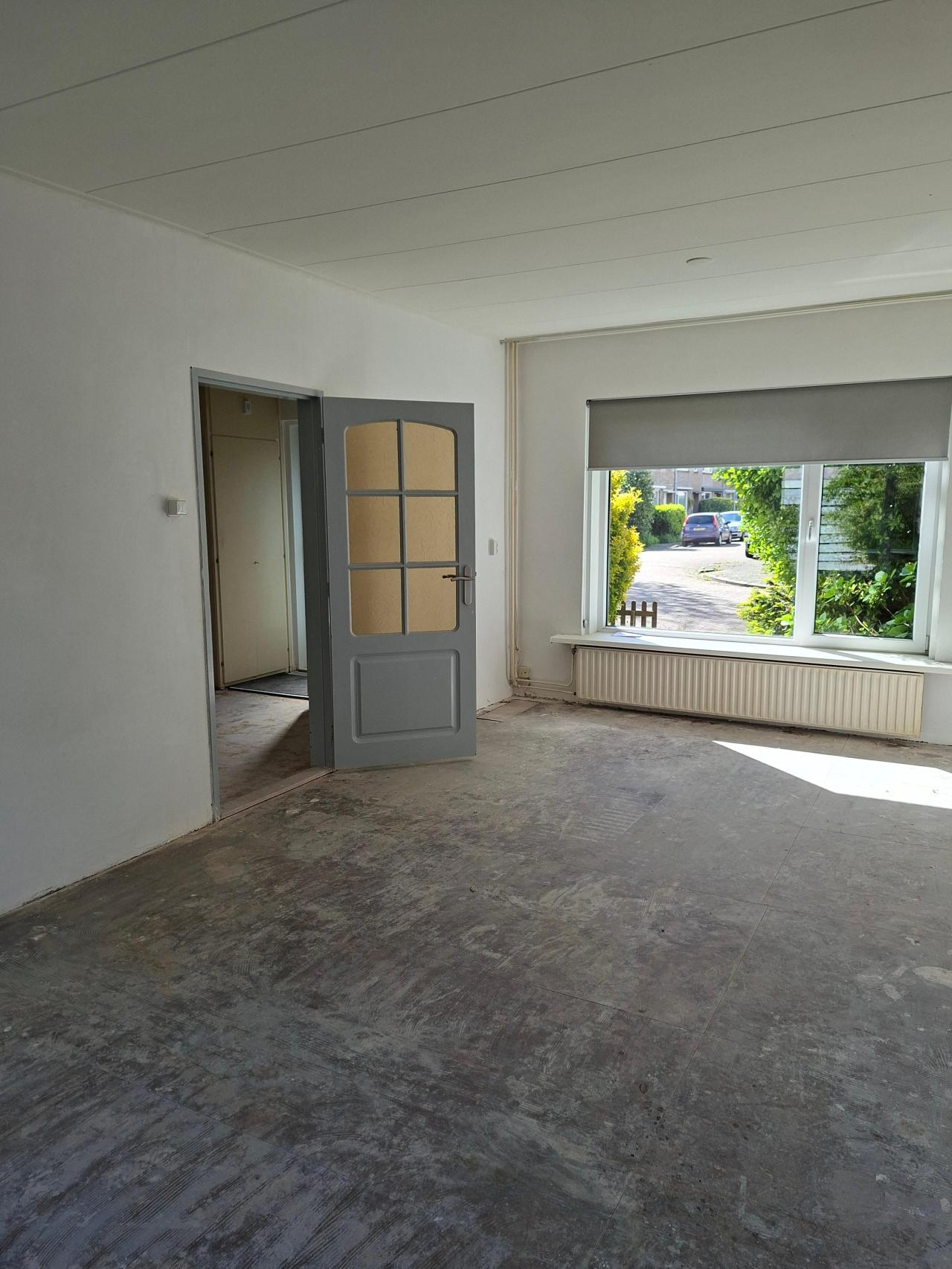 housePhoto