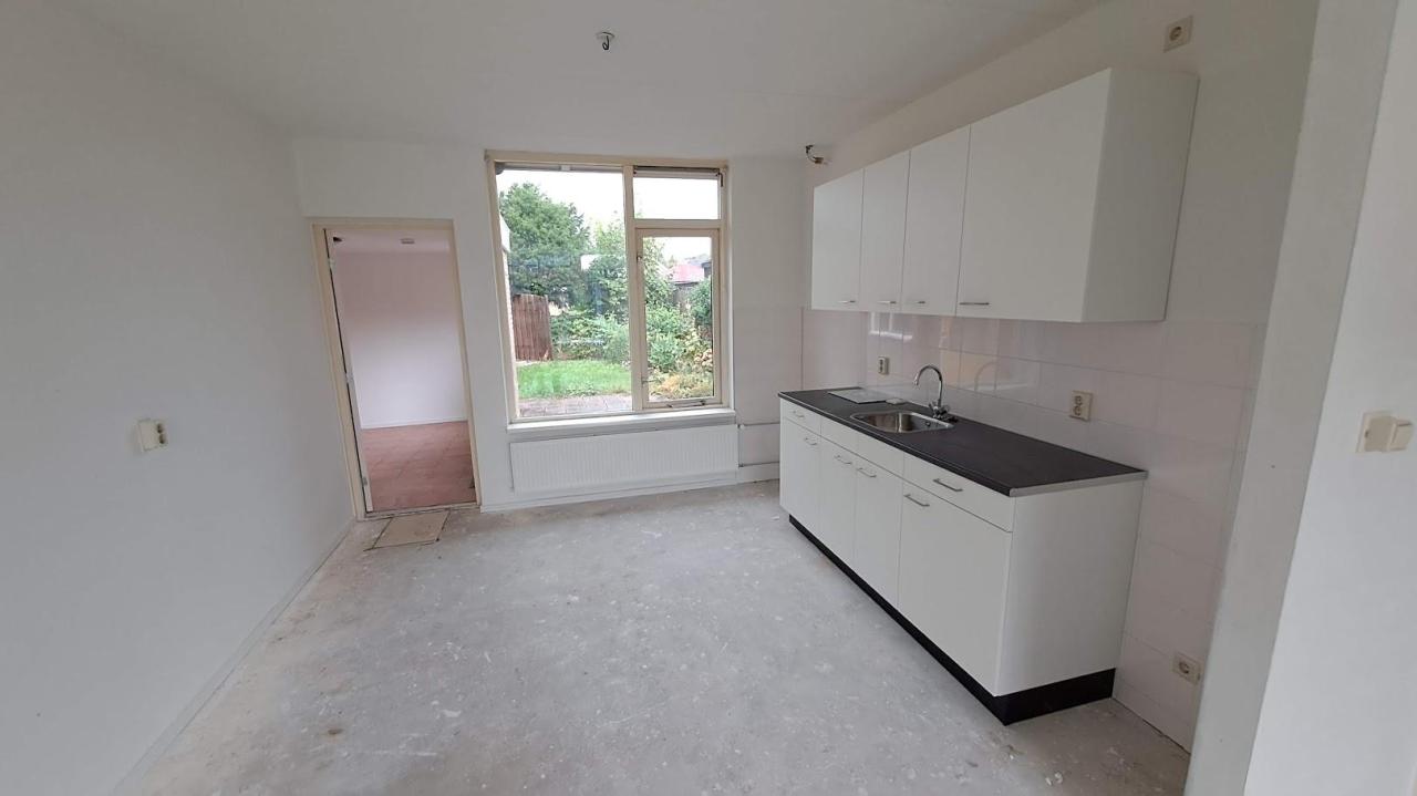 housePhoto