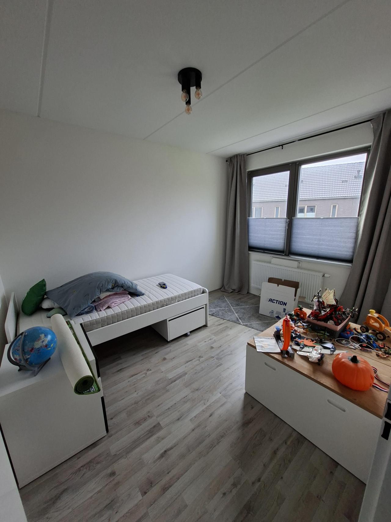 housePhoto