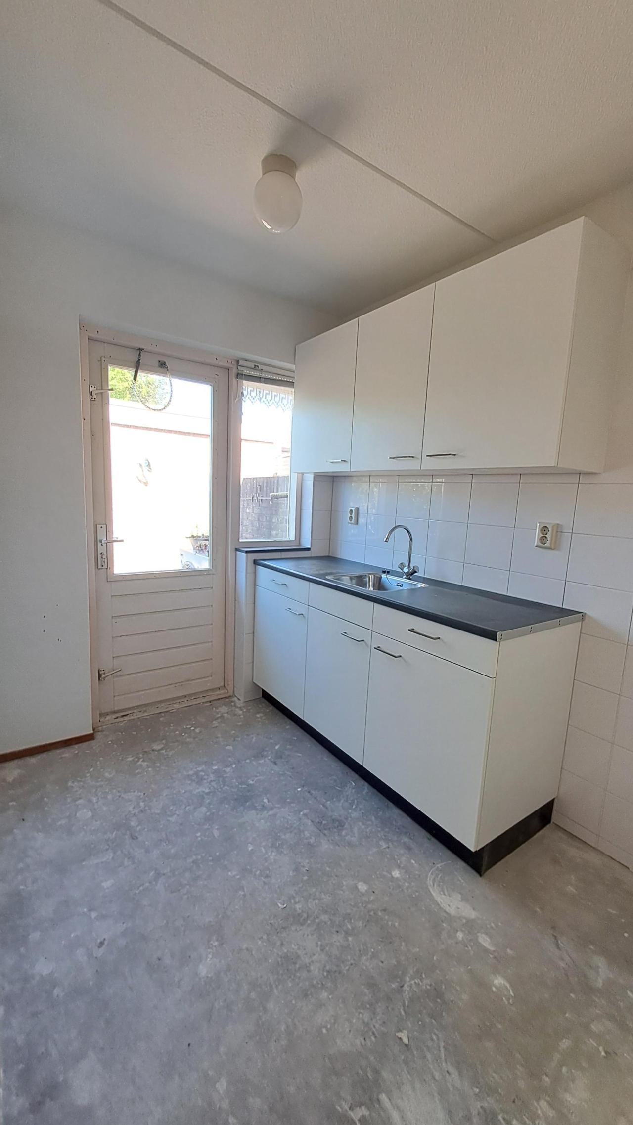 housePhoto