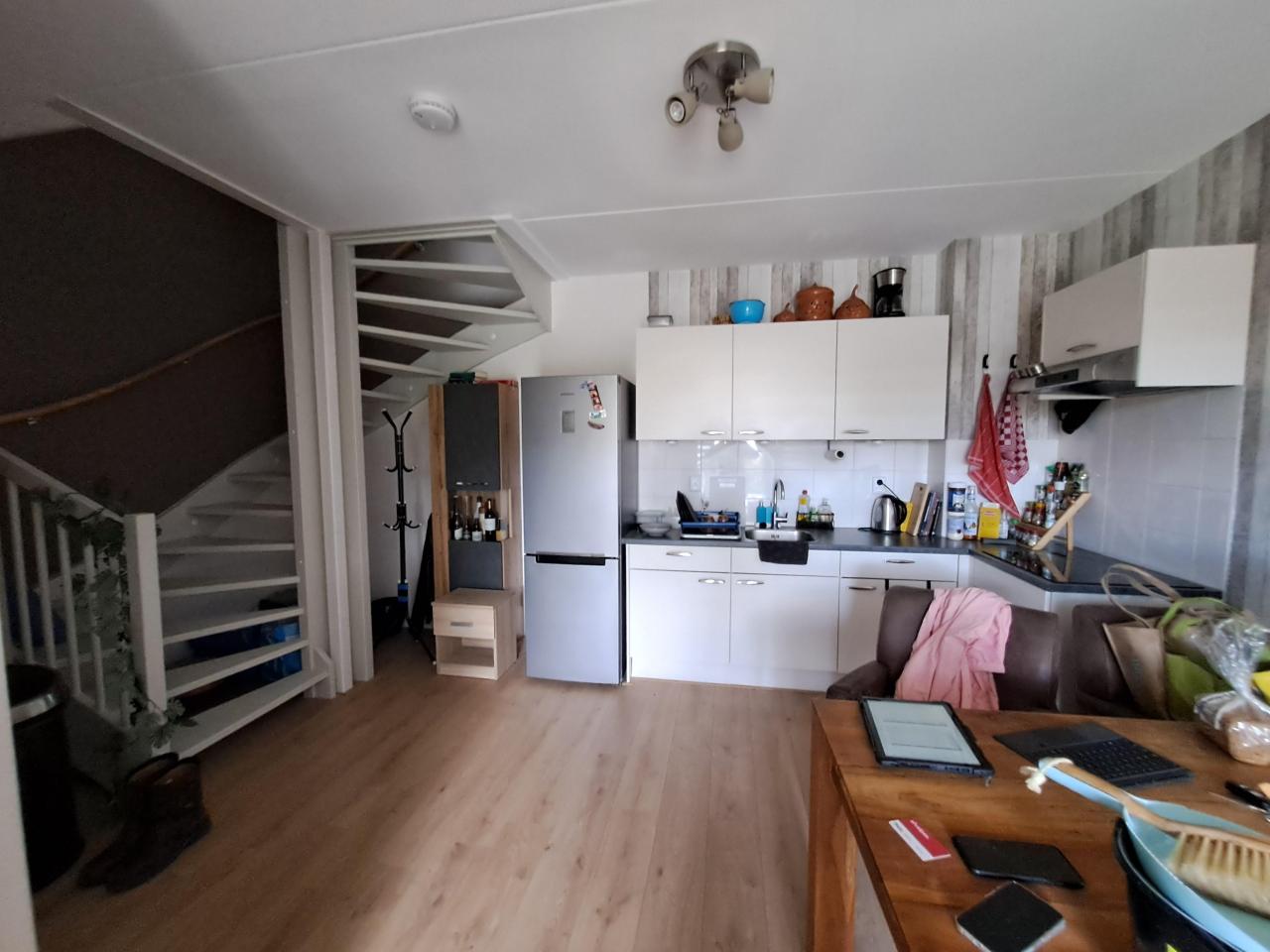 housePhoto