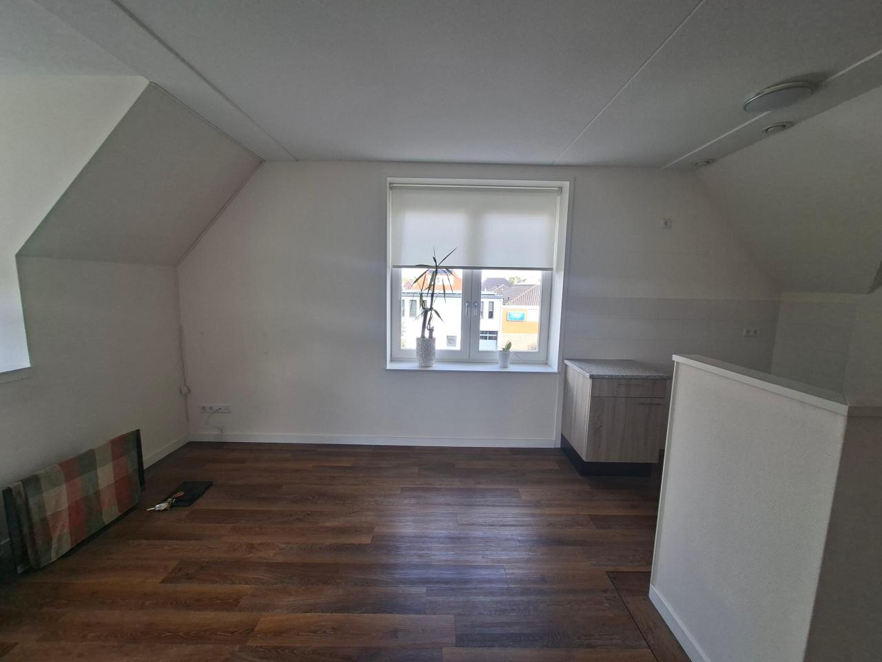 housePhoto