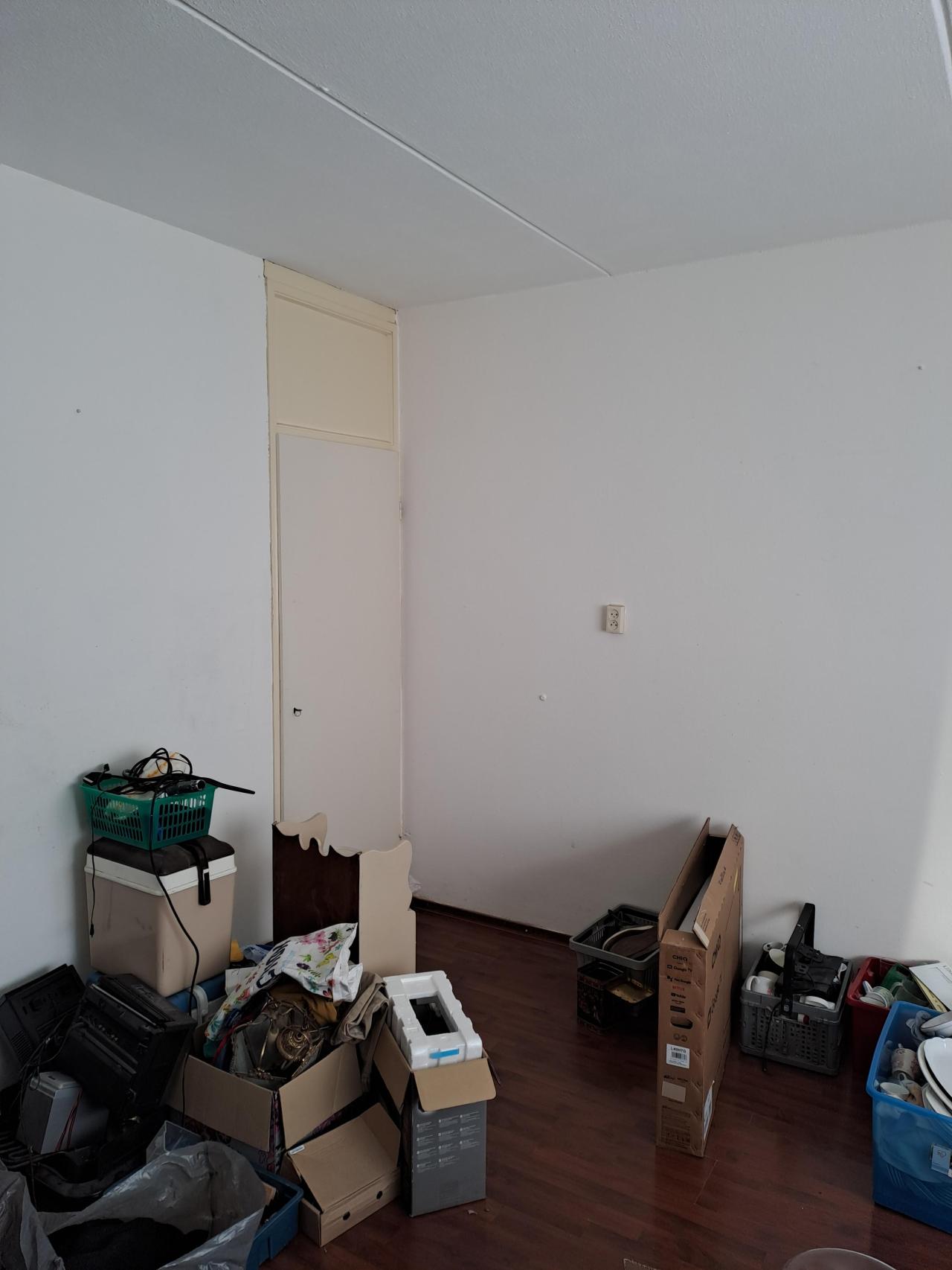 housePhoto