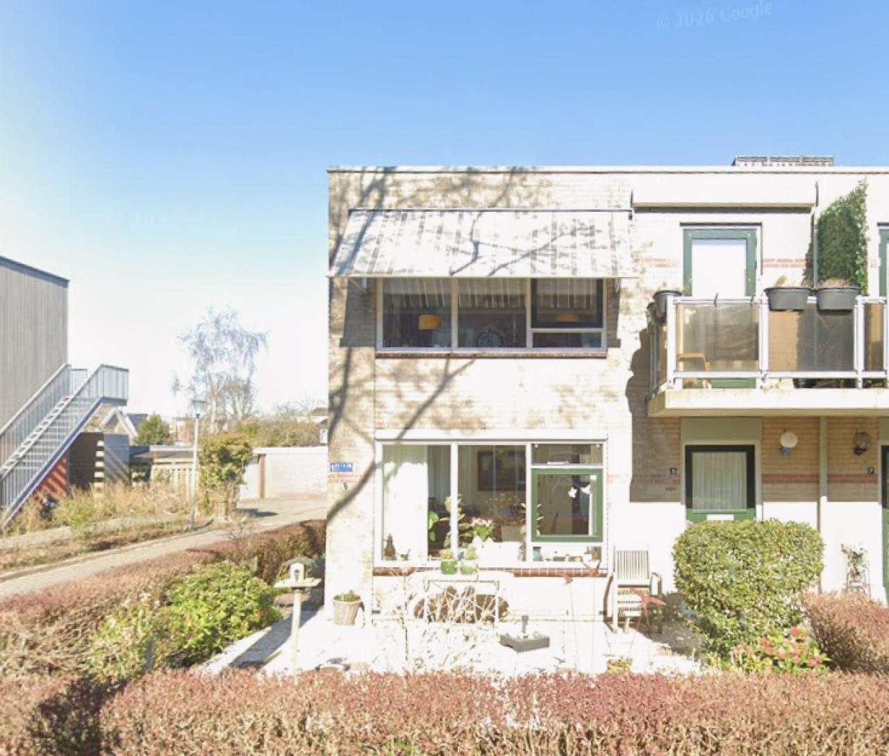 housePhoto