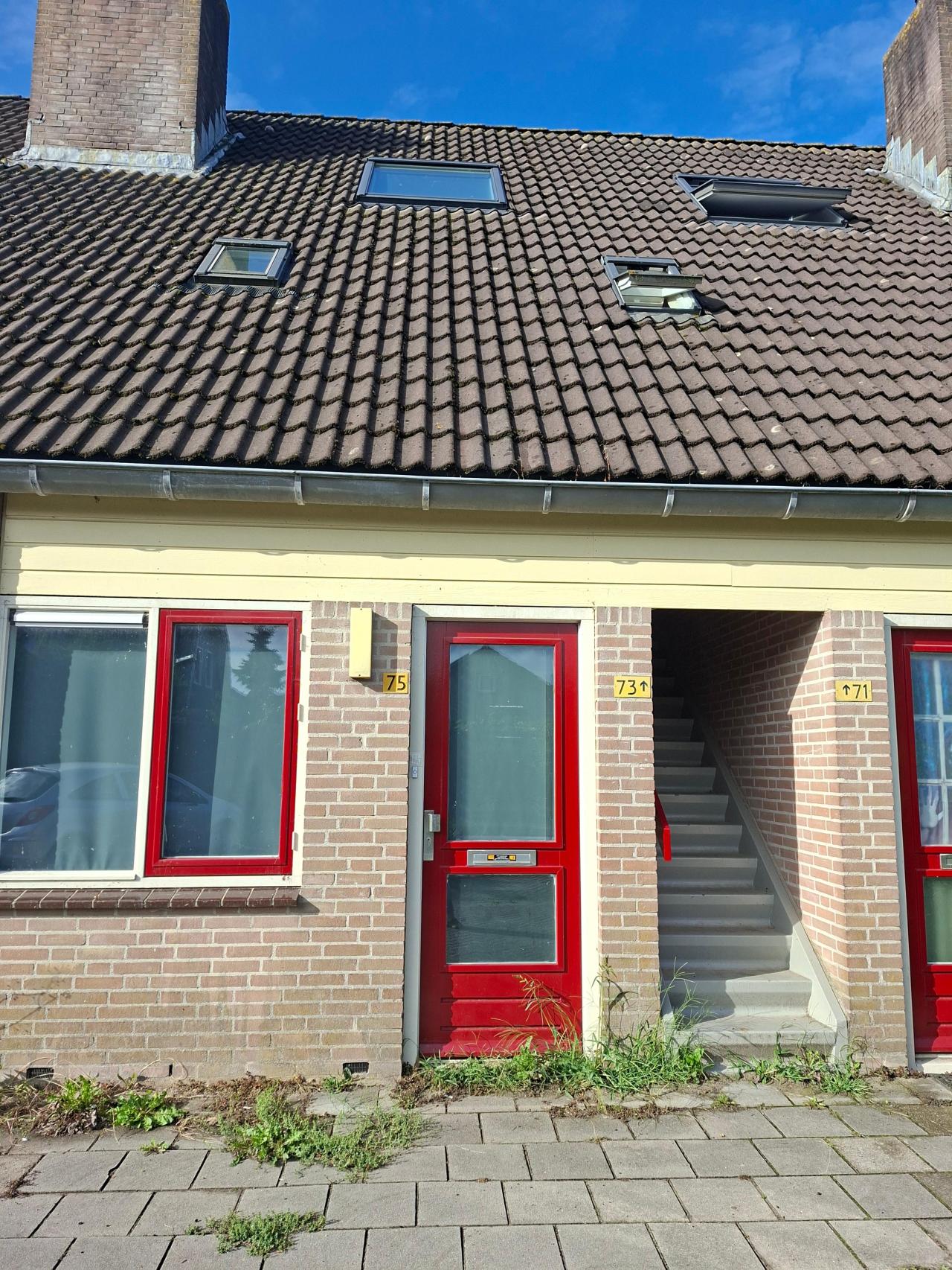 housePhoto