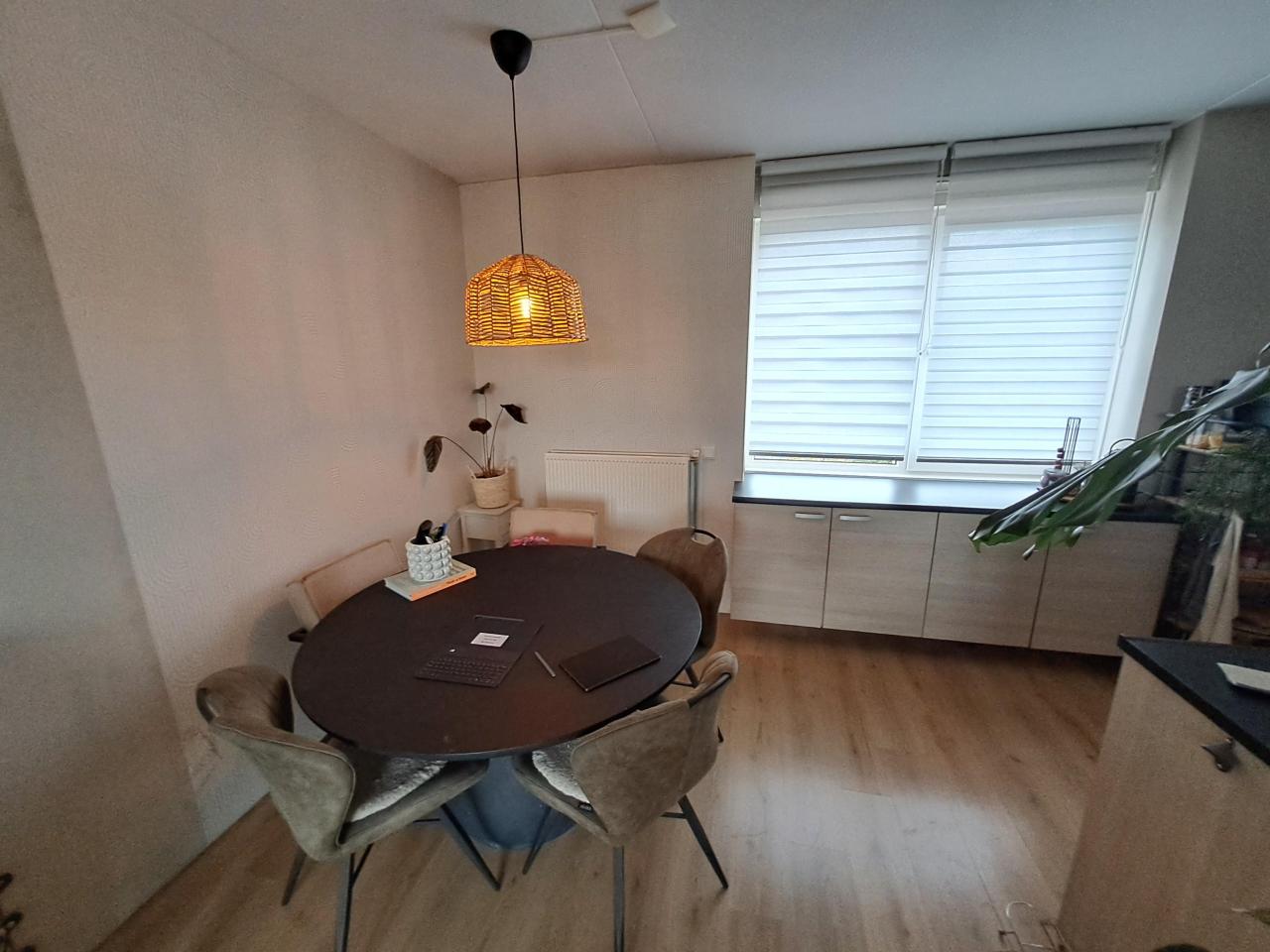 housePhoto