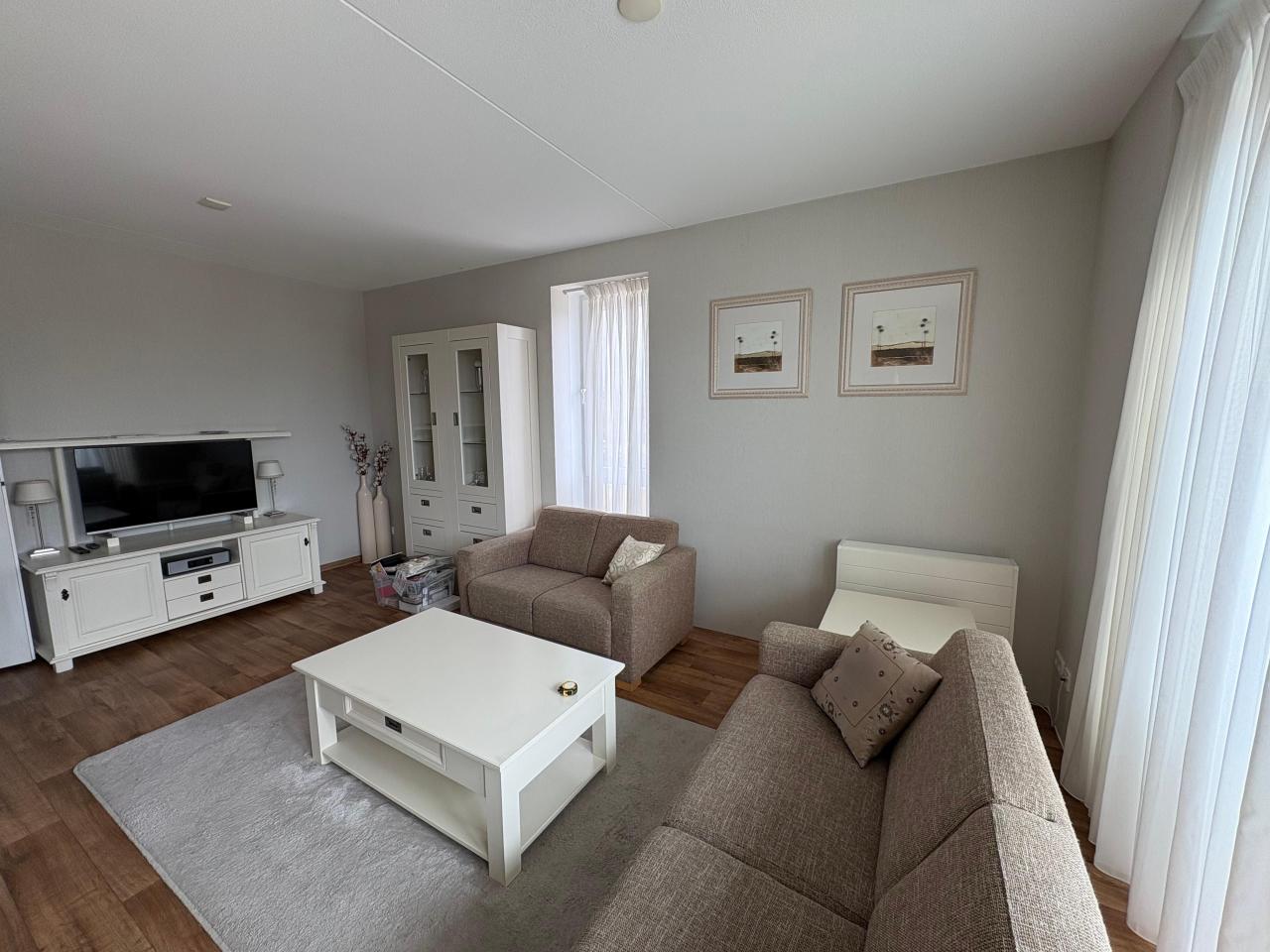 housePhoto