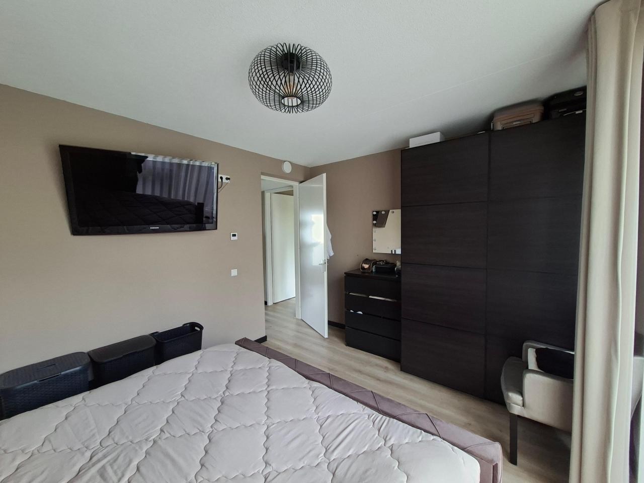 housePhoto