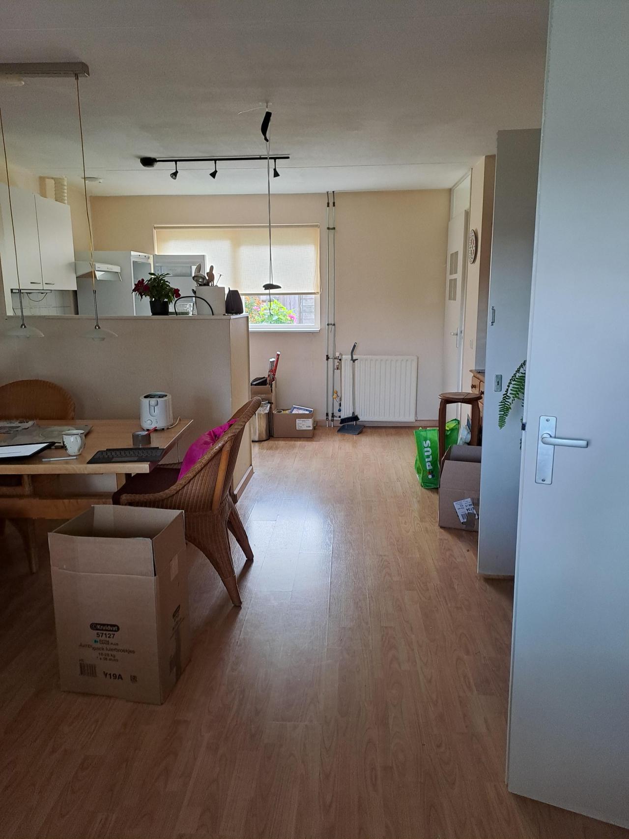 housePhoto