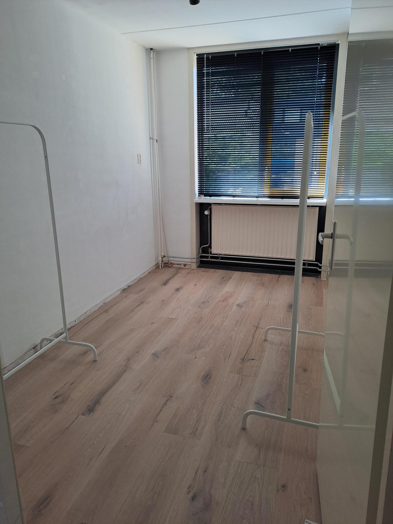 housePhoto