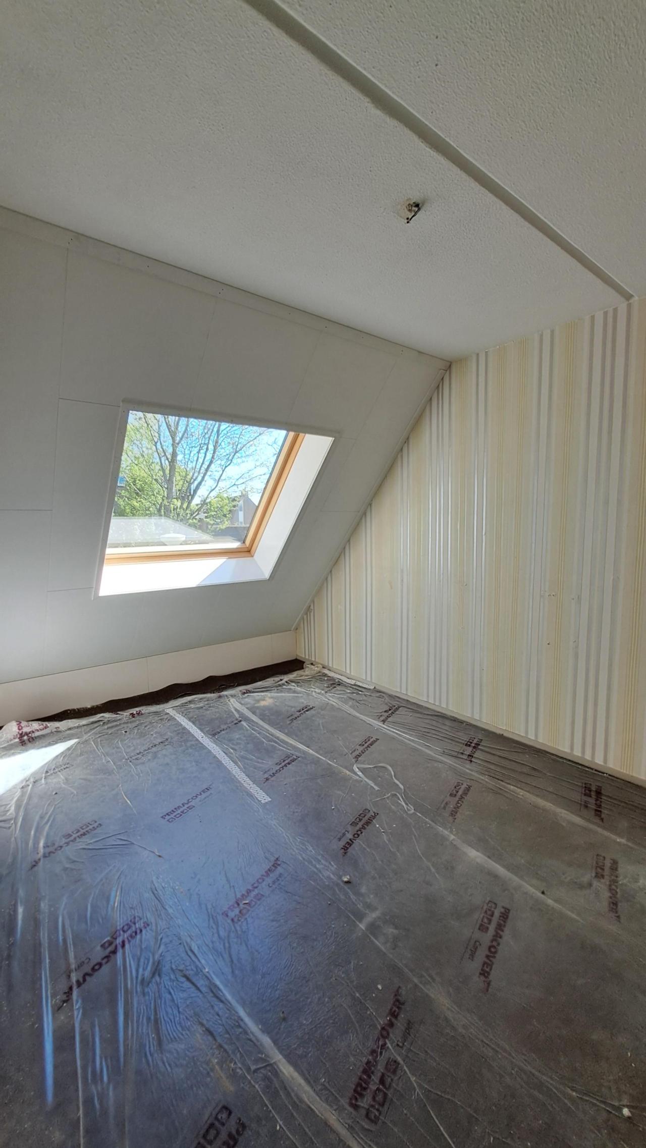 housePhoto