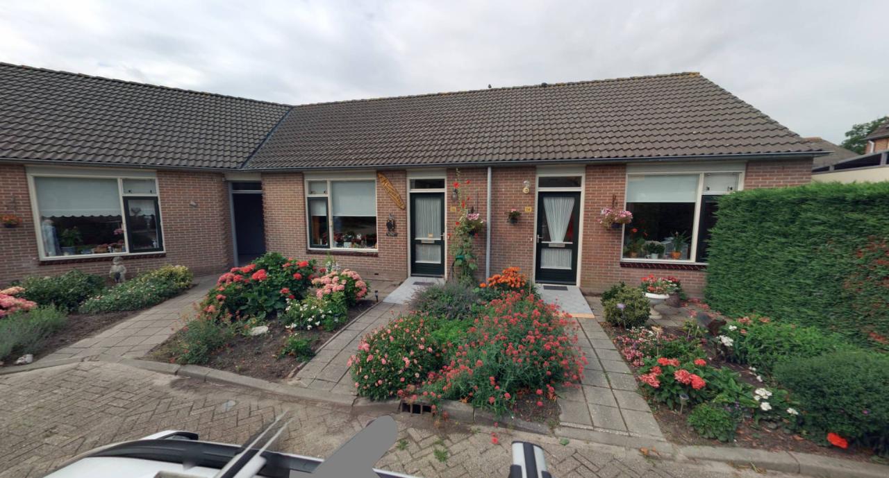 Pastoor van der Burglaan 16, 1735 HN 't Veld, Nederland