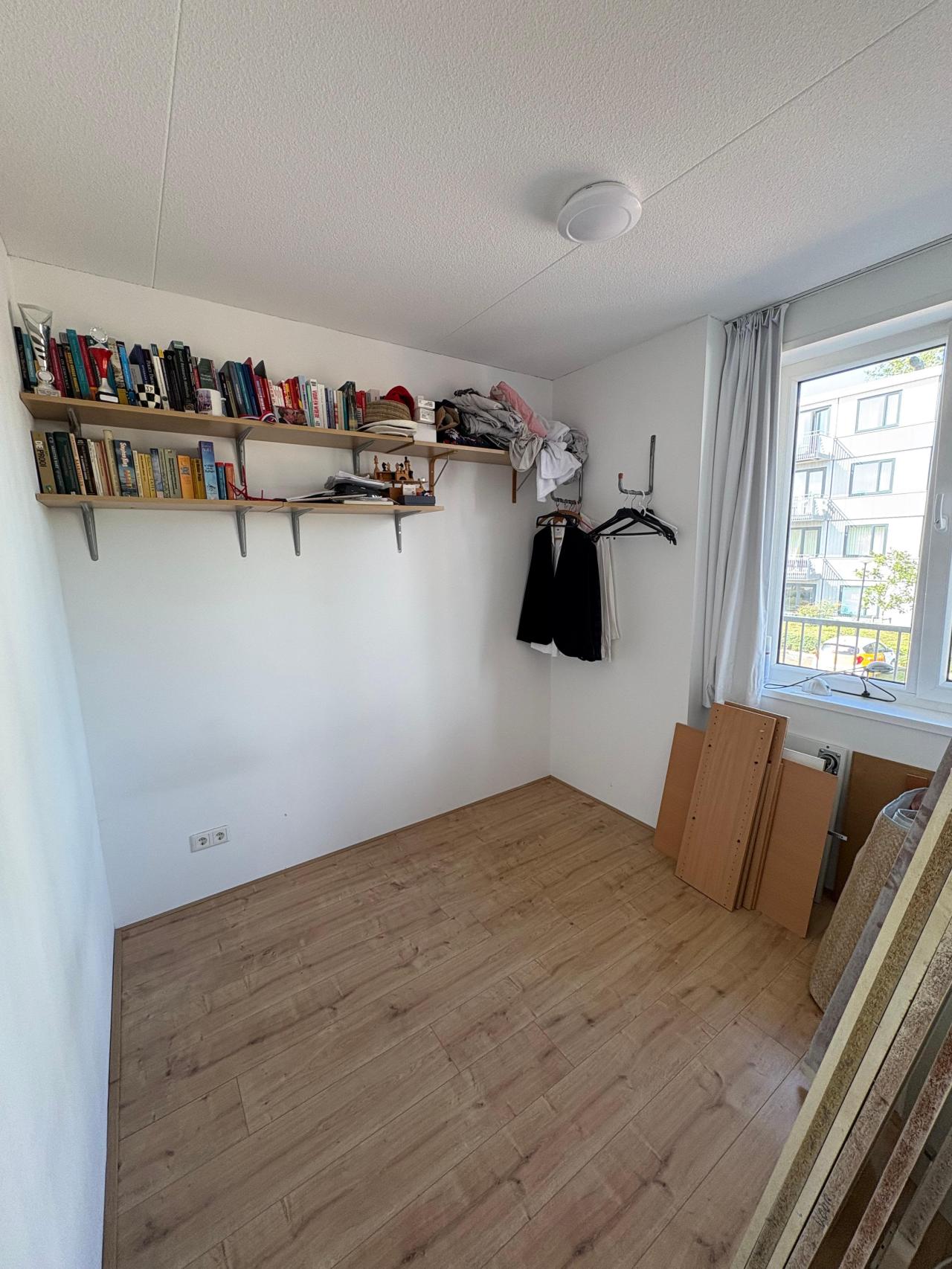 housePhoto