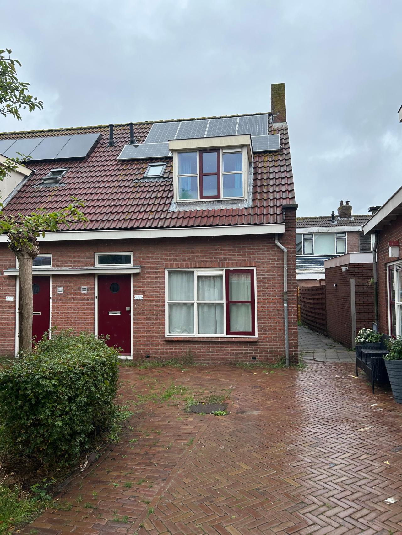 housePhoto
