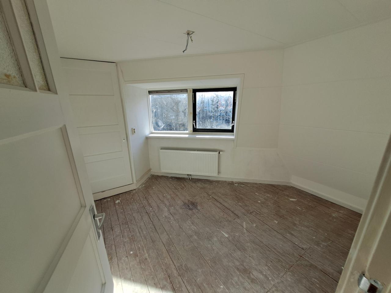 housePhoto