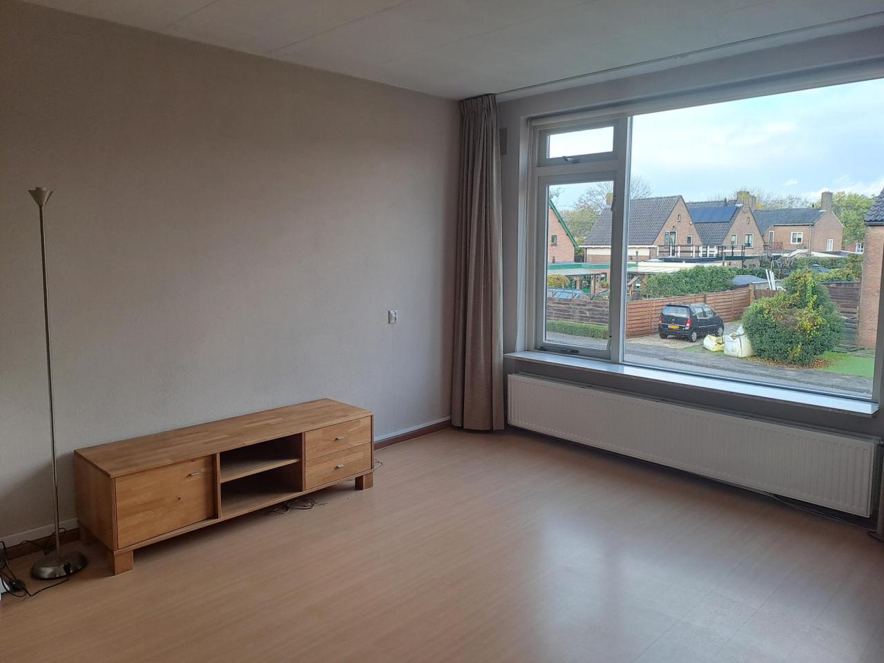 housePhoto