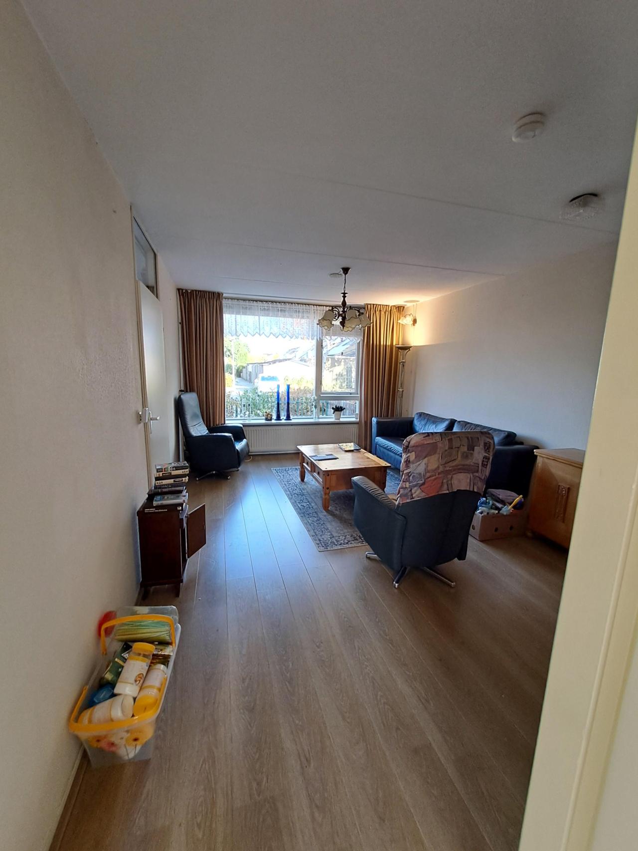 housePhoto