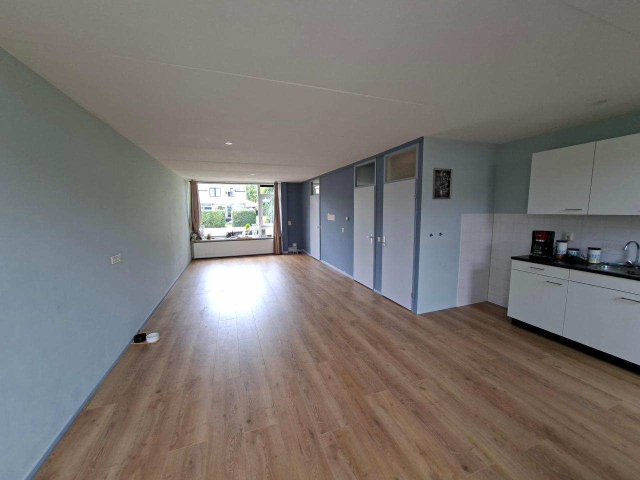 housePhoto
