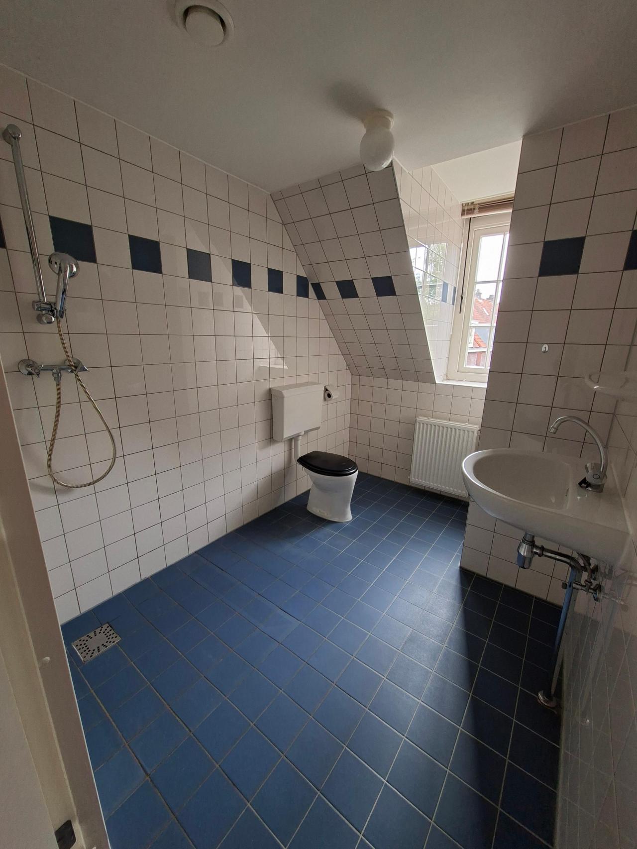 housePhoto