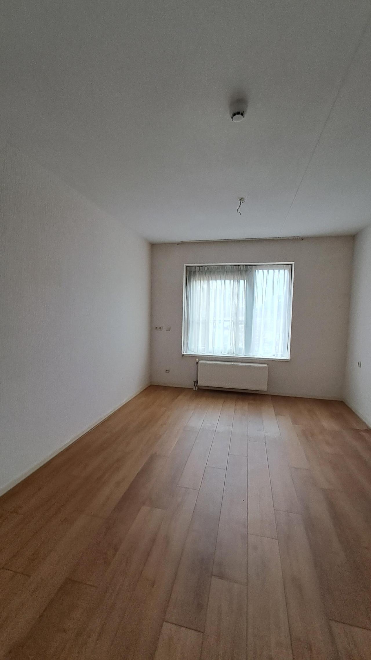 housePhoto