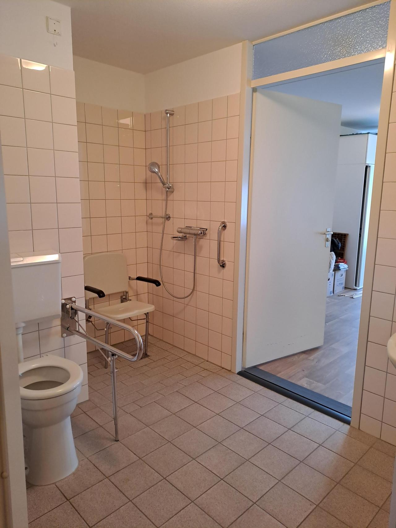 housePhoto