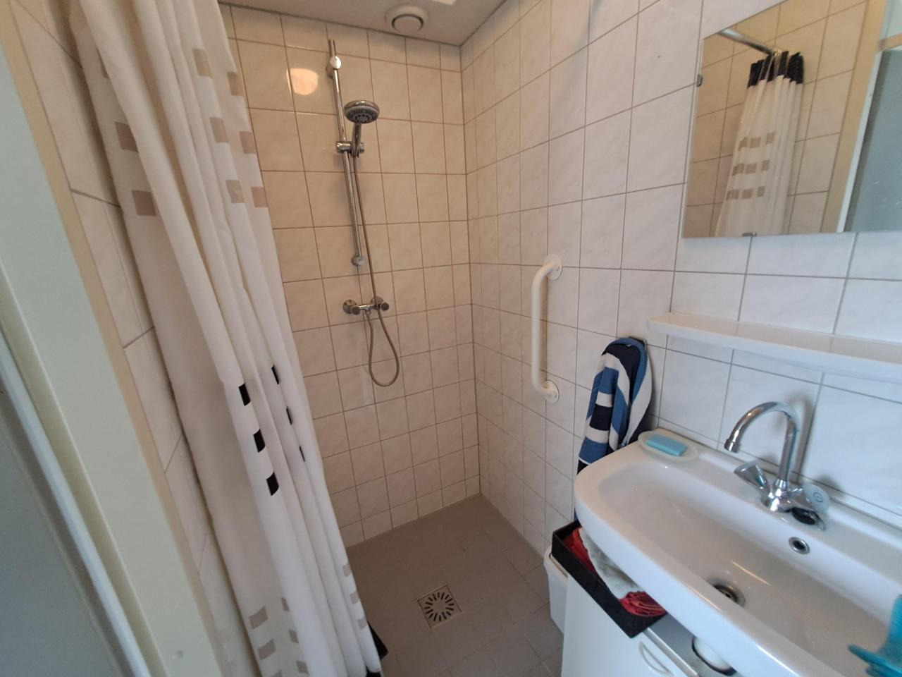 housePhoto