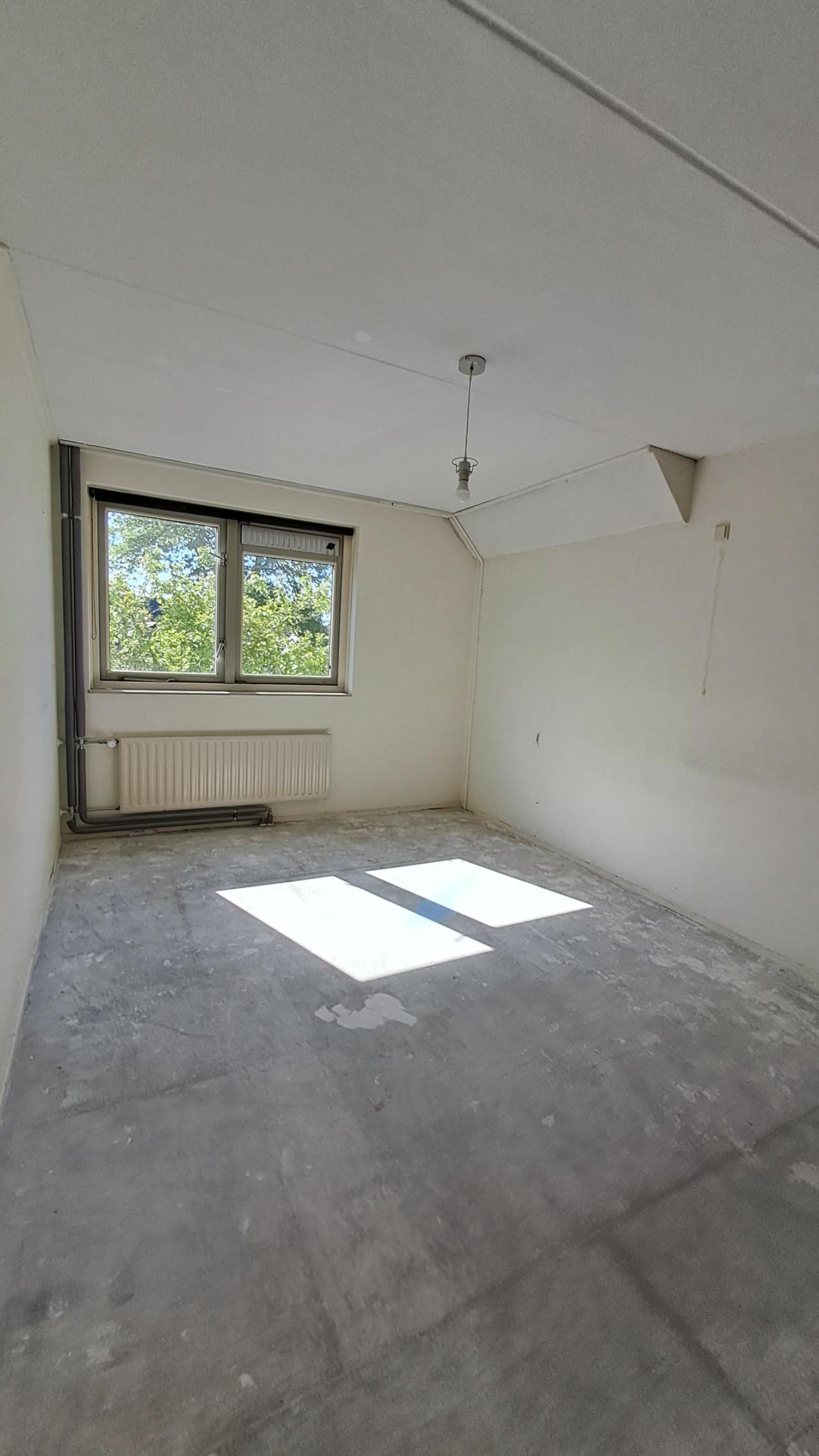 housePhoto