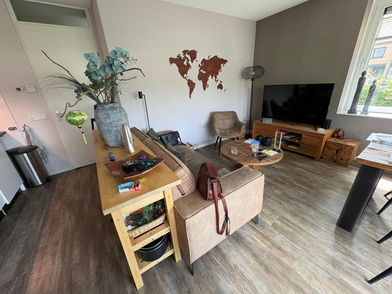 housePhoto