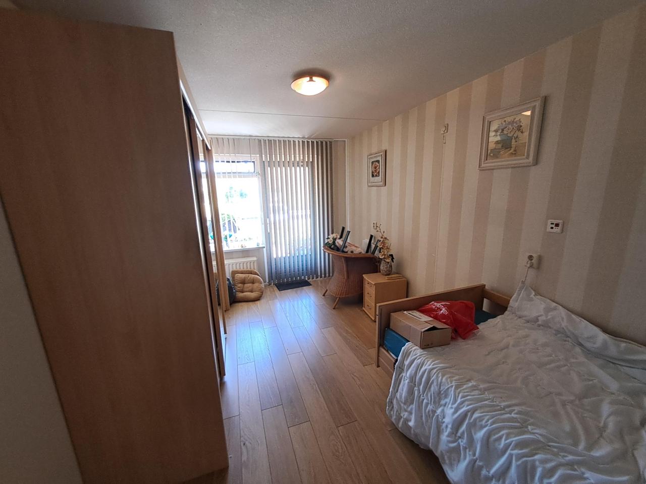 housePhoto