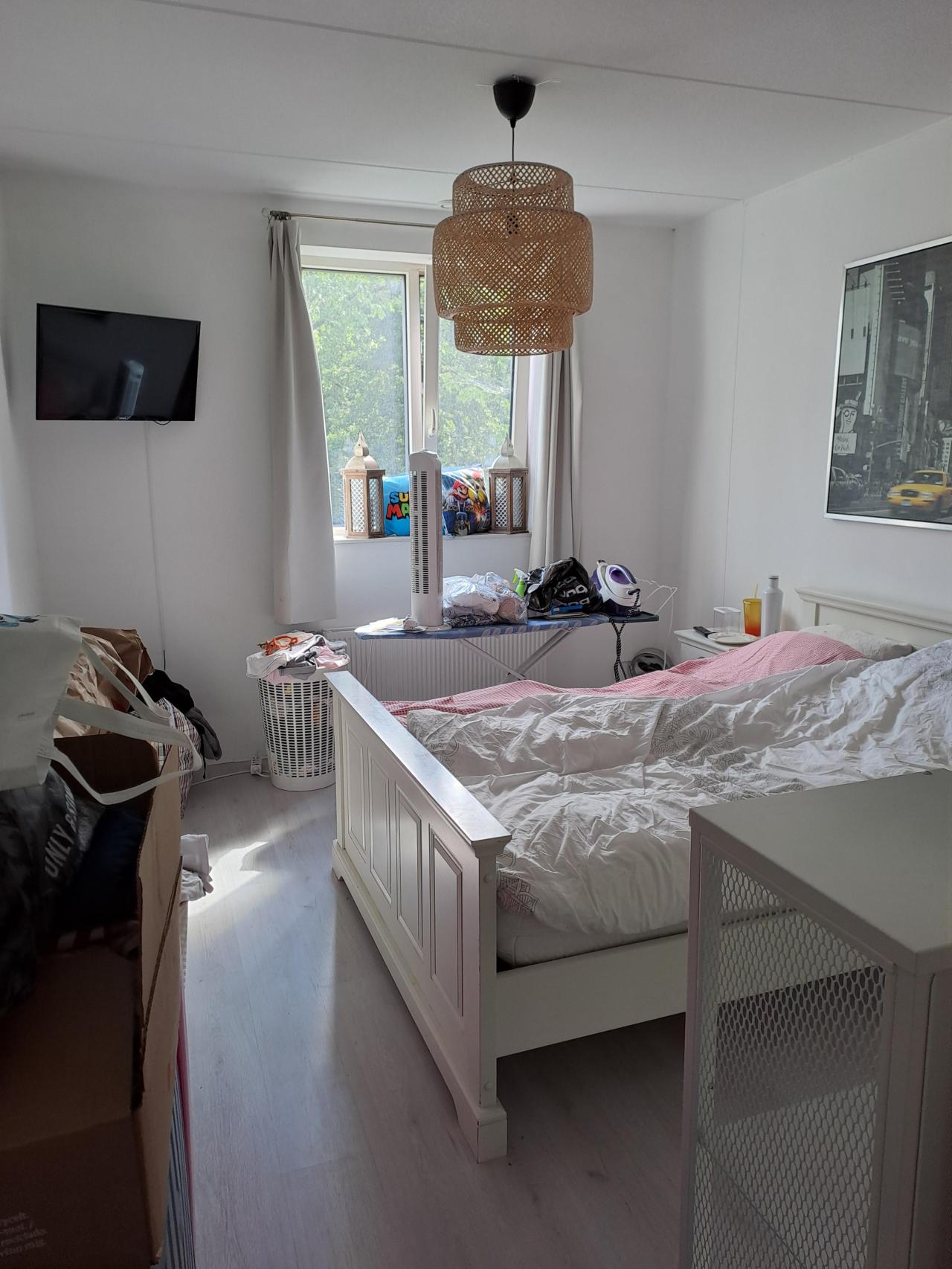 housePhoto