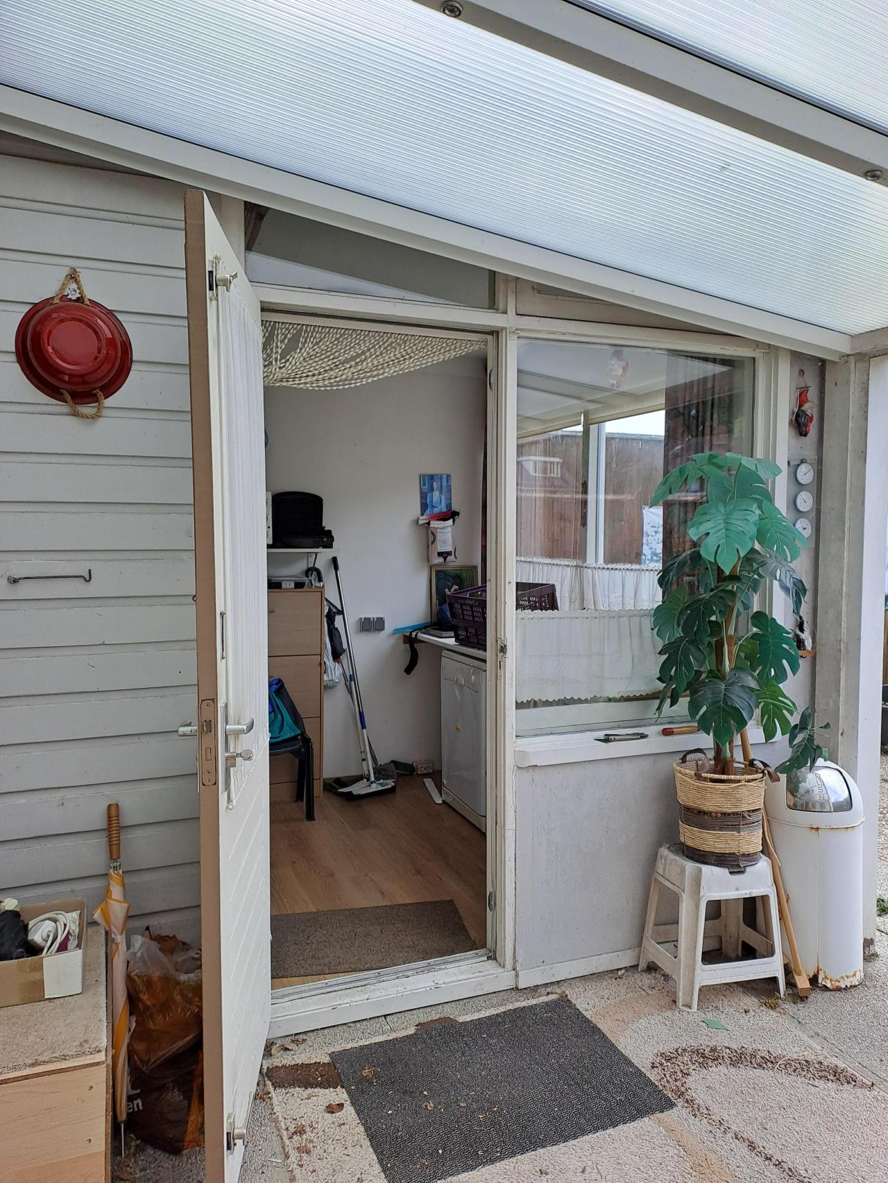 housePhoto