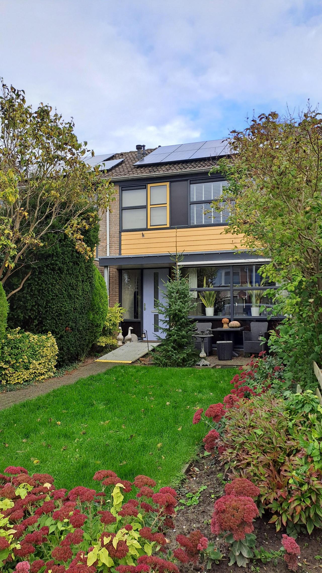 housePhoto