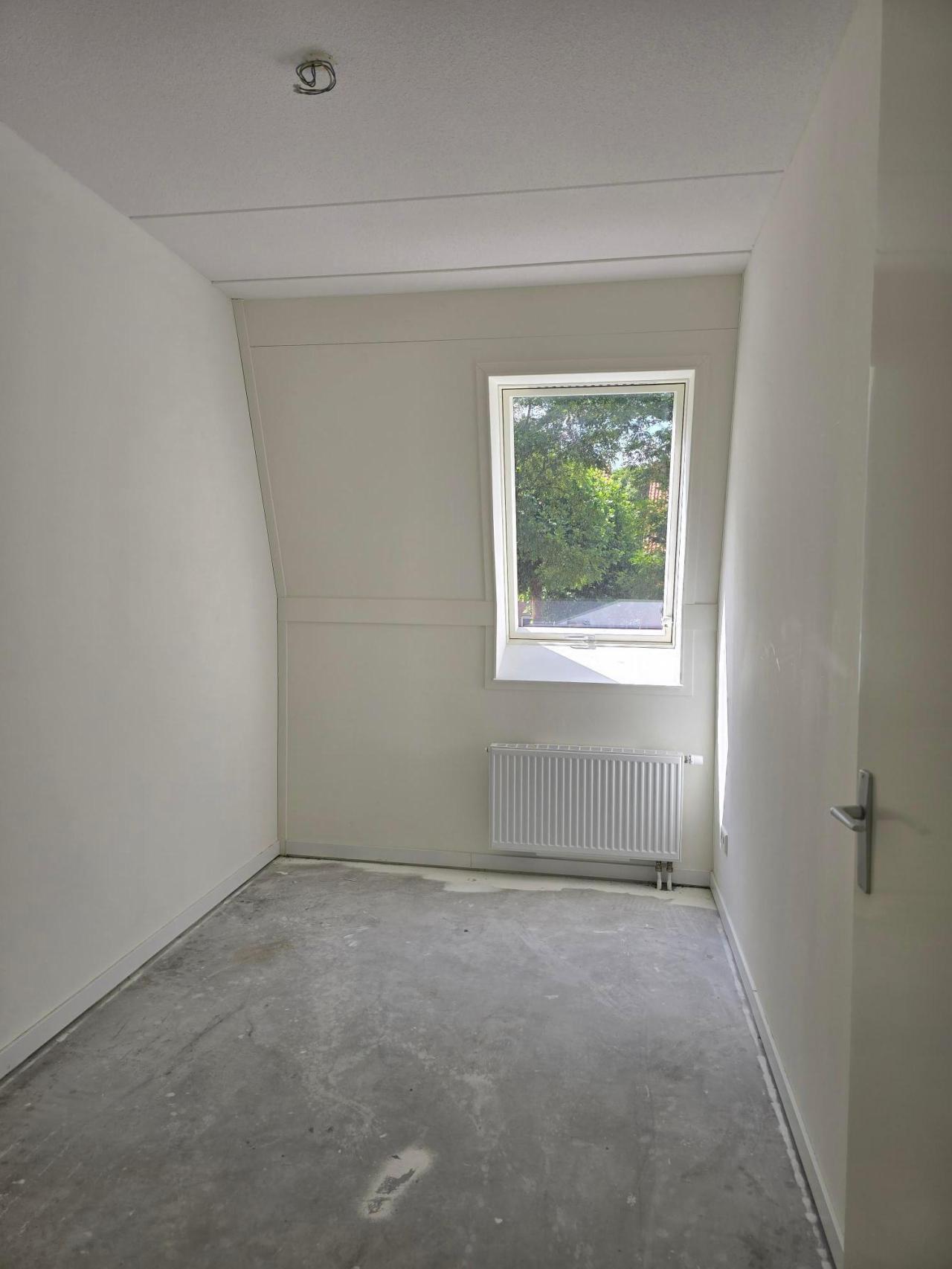 housePhoto