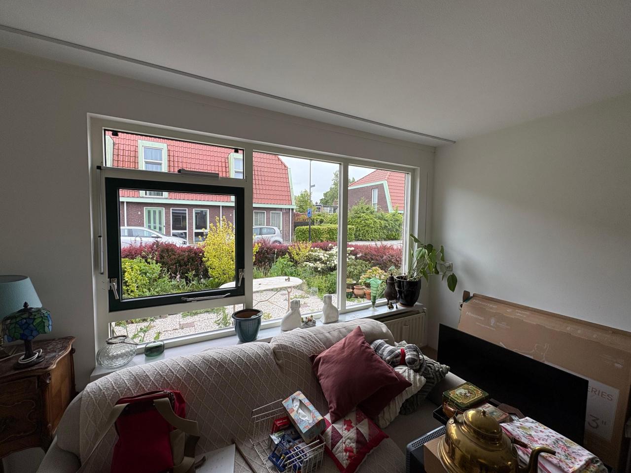 housePhoto