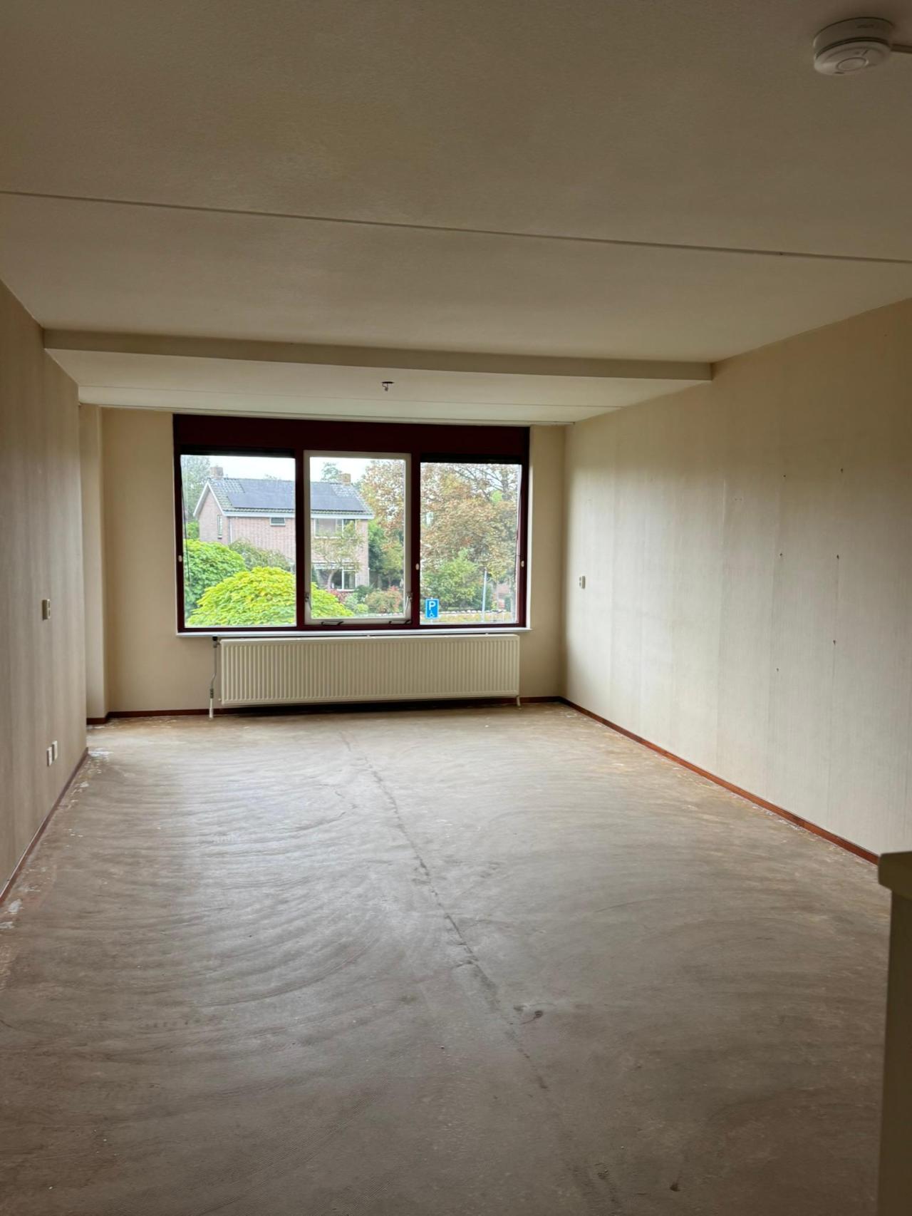 housePhoto