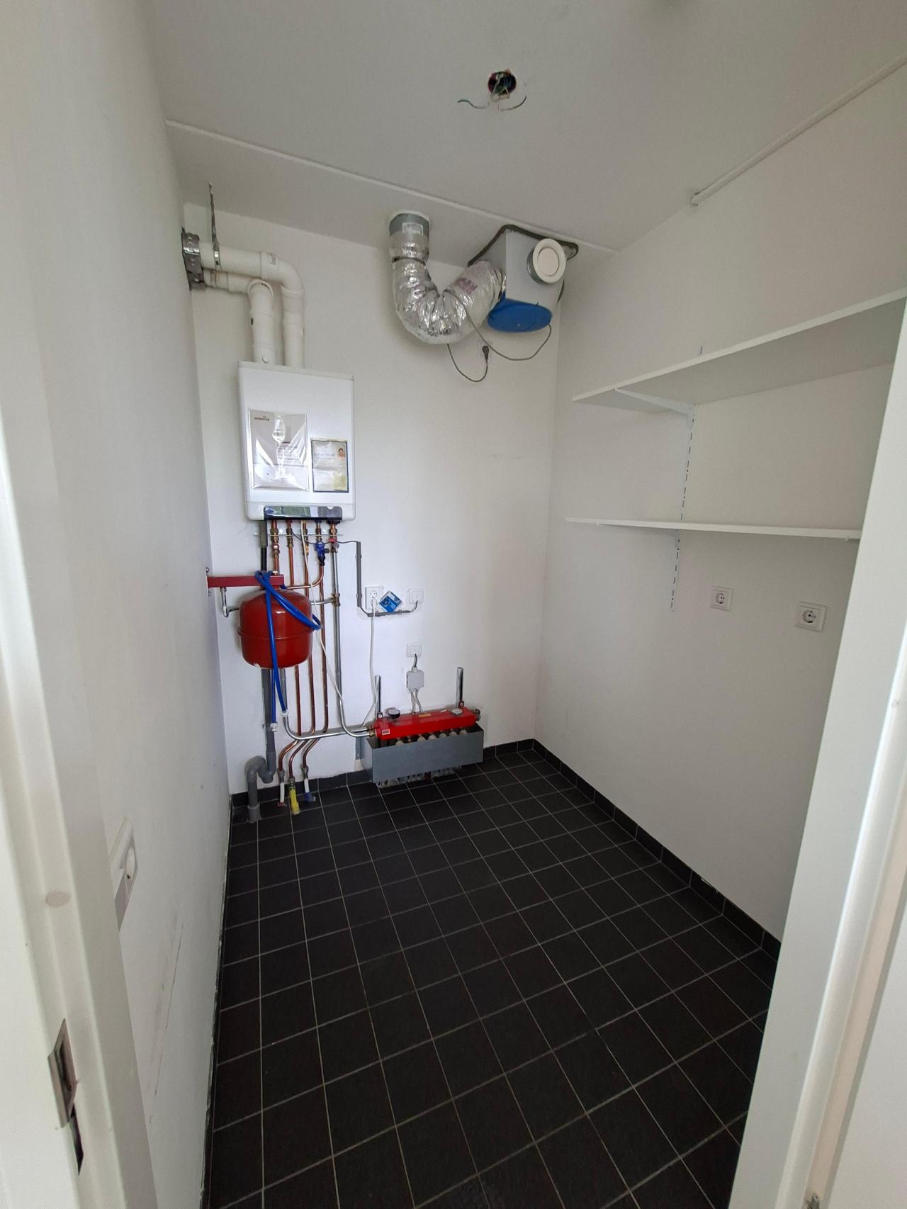 housePhoto
