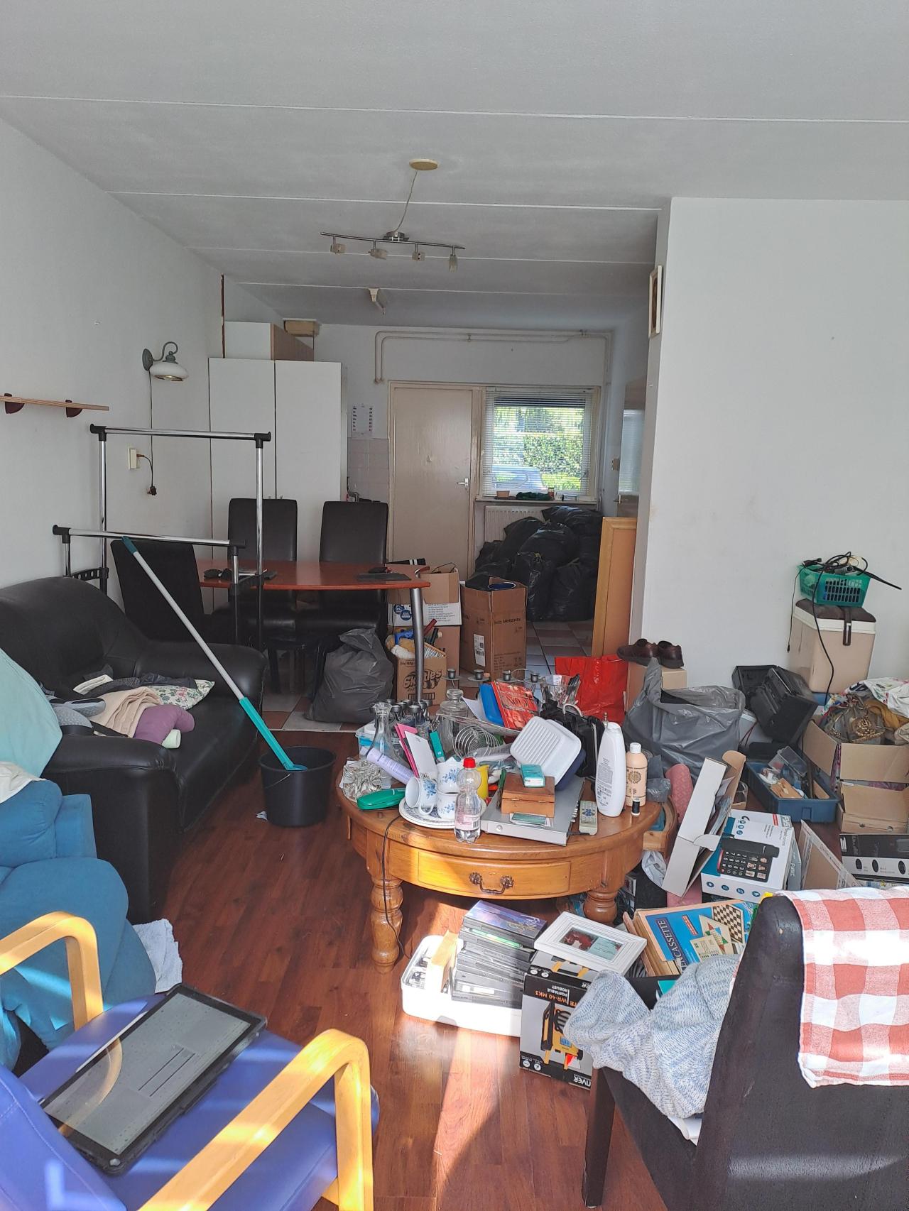 housePhoto