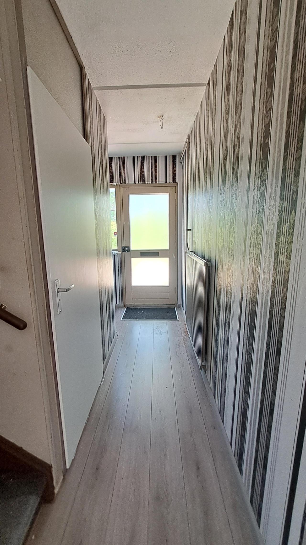 housePhoto