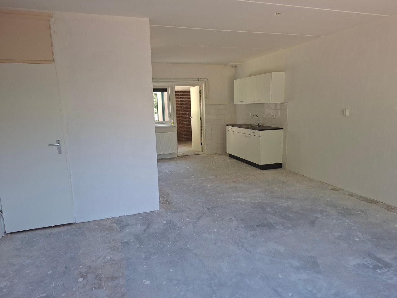 housePhoto