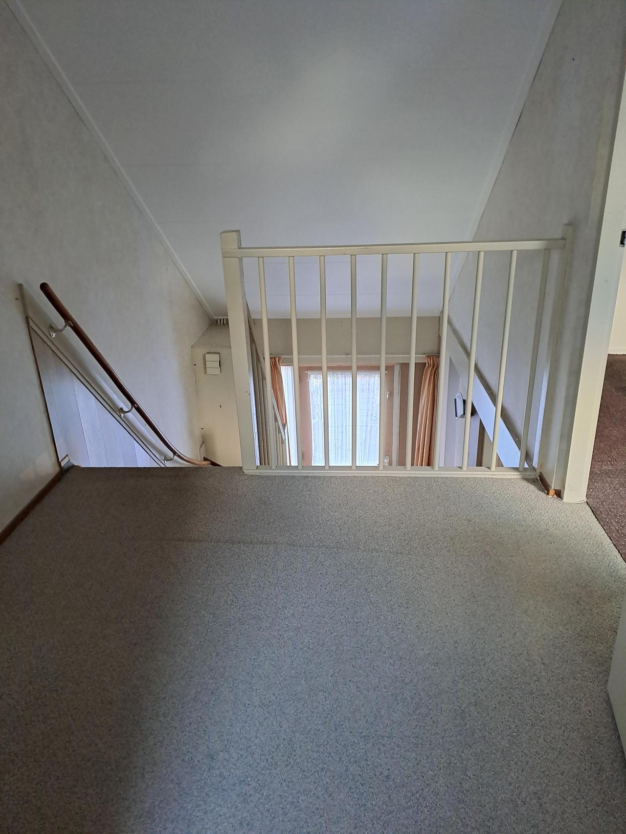 housePhoto