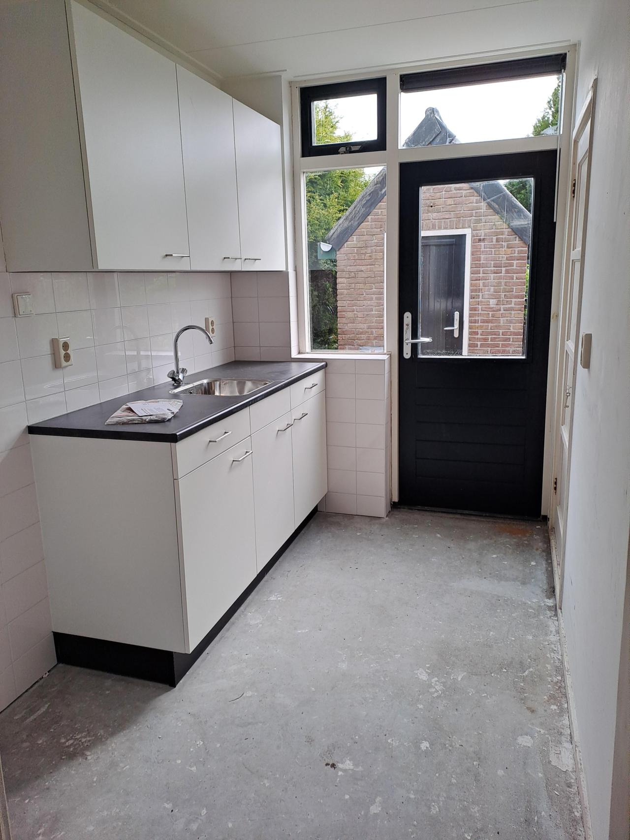 housePhoto