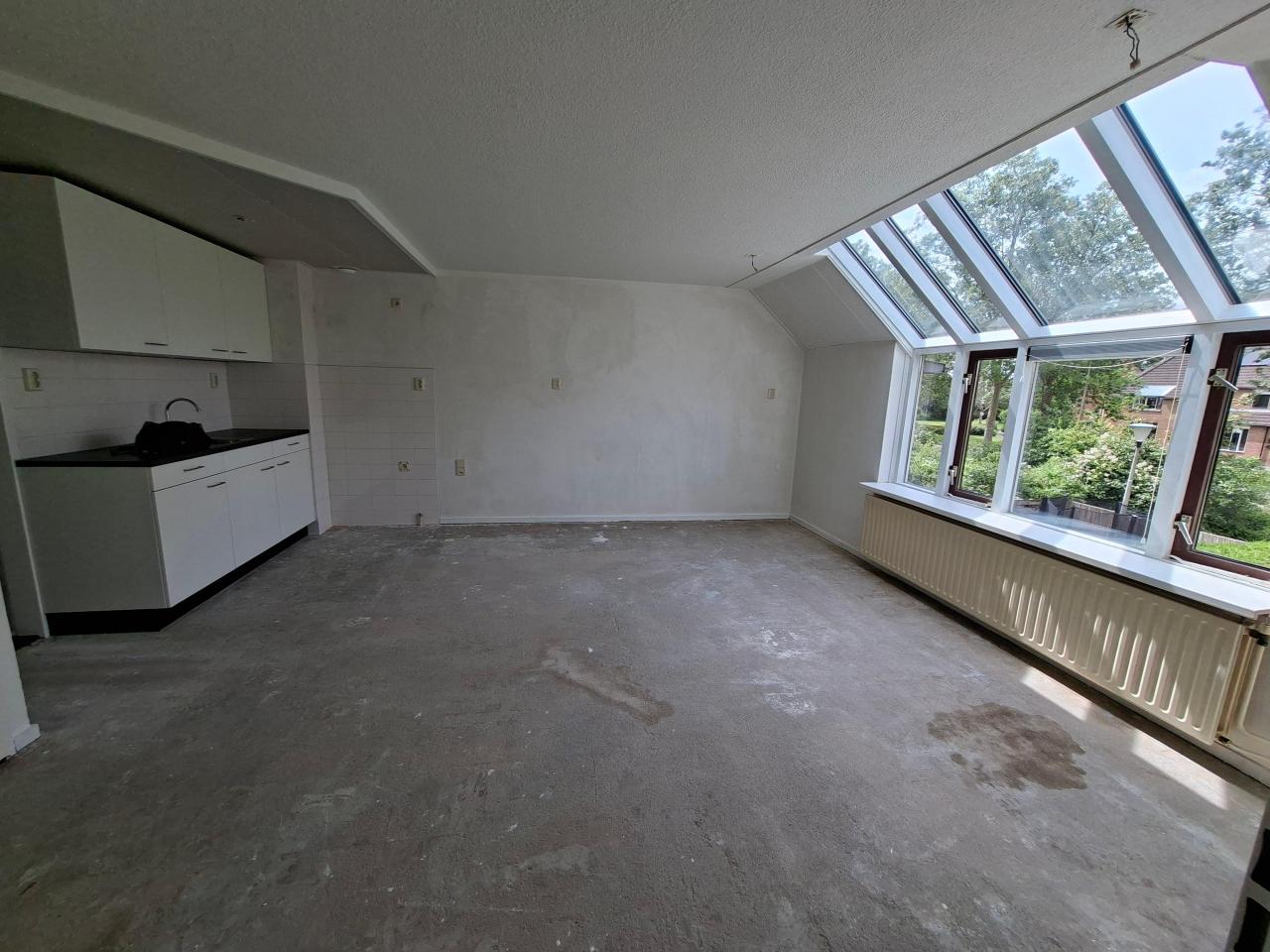 housePhoto